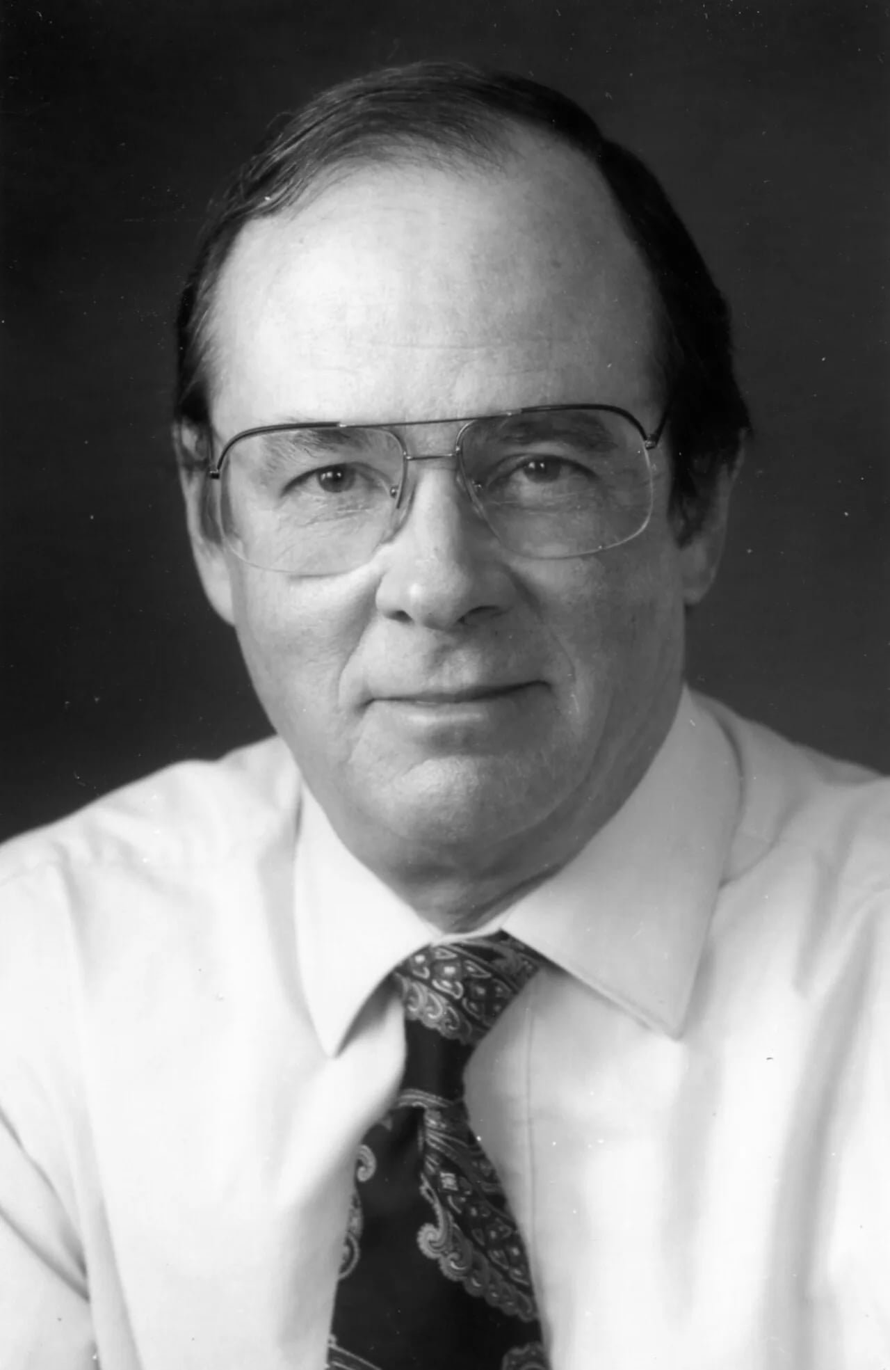 Porträt von Merritt Ruhlen (1944–2021) – Gedenkseite