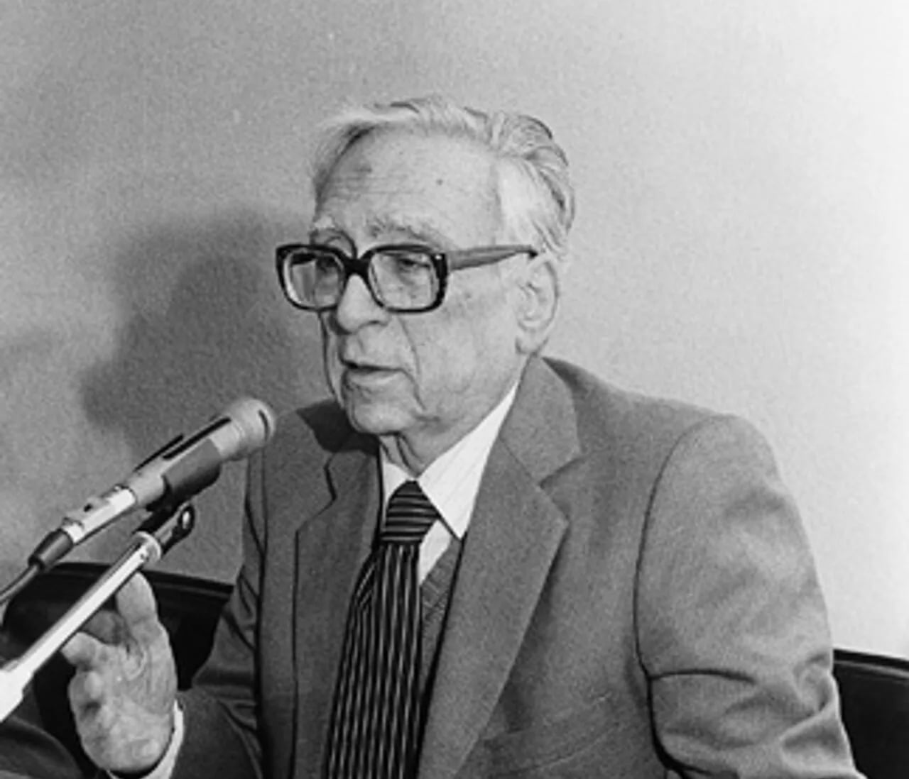 Porträt von Salvador Llobet i Reverter (1908–1991) – Gedenkseite