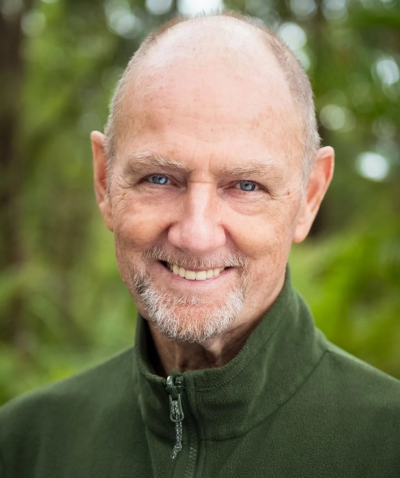 Portrait of Michael J. Roads (1937–2024) – memorial page