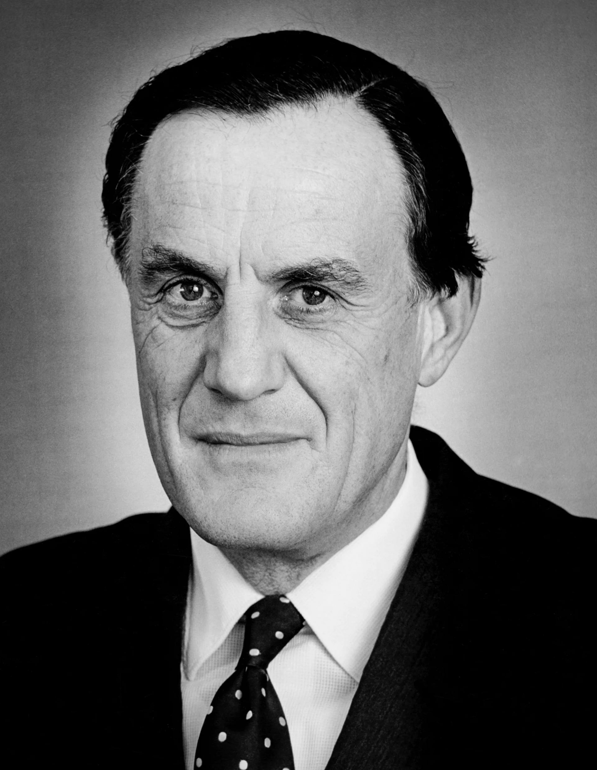 Porträt von Robert Hanbury Brown (1916–2002) – Gedenkseite