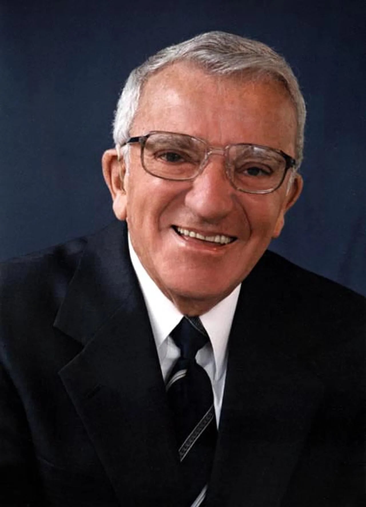 Portrait of Mike McCormack (1921–2020) – memorial page
