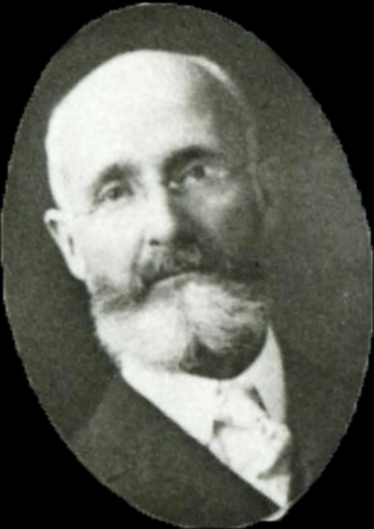 Portrait of E. L. Farnsworth (1863–1940) – memorial page
