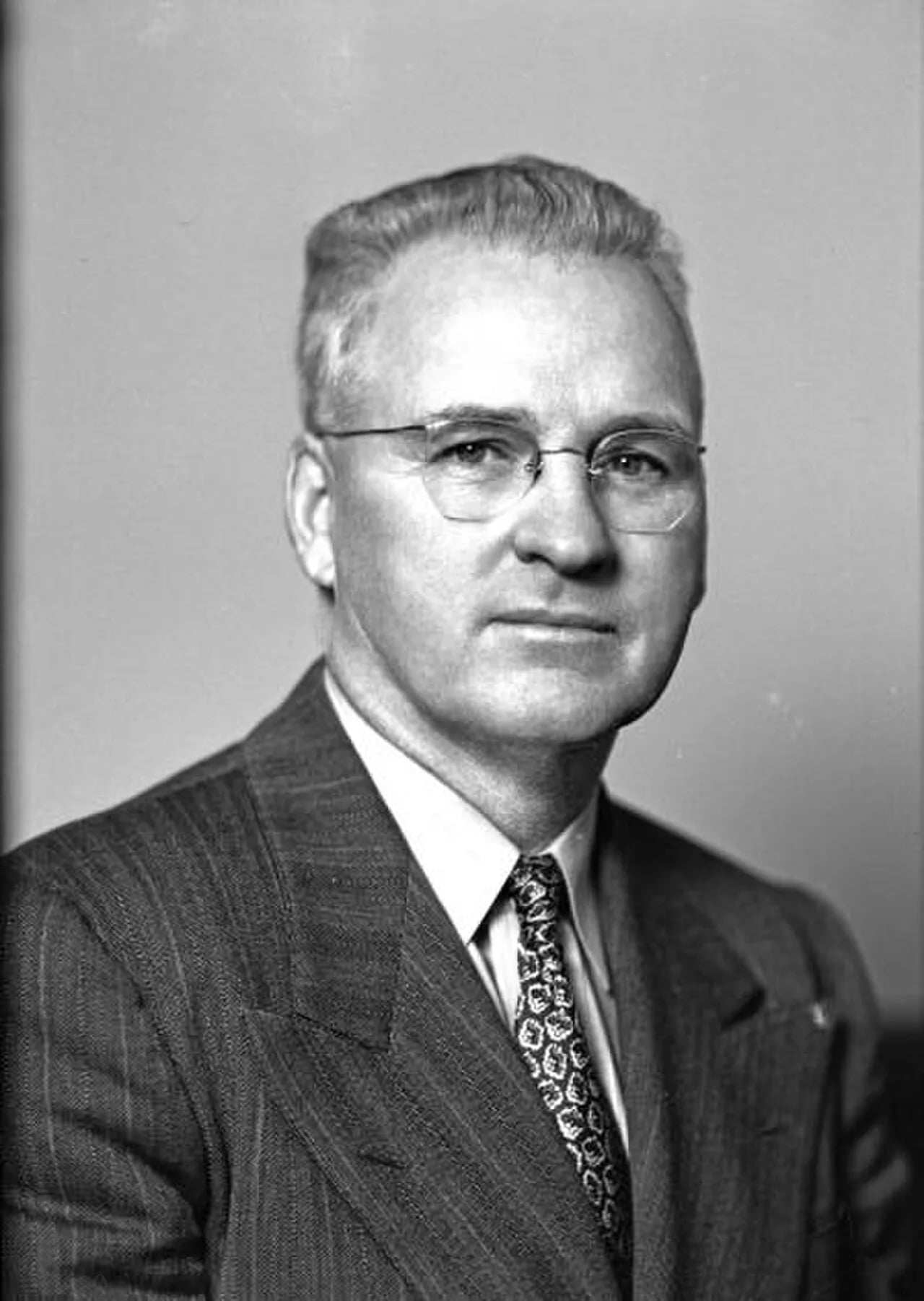 Porträt von Milton R. Loney (1888–1957) – Gedenkseite
