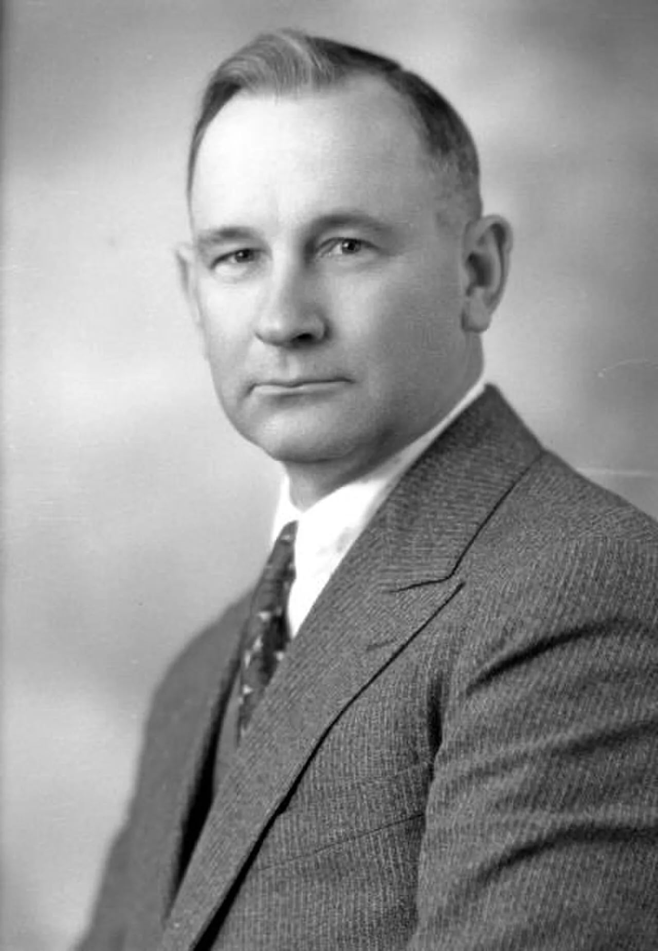 Portrait of Victor Skinner (1882–1960) – memorial page