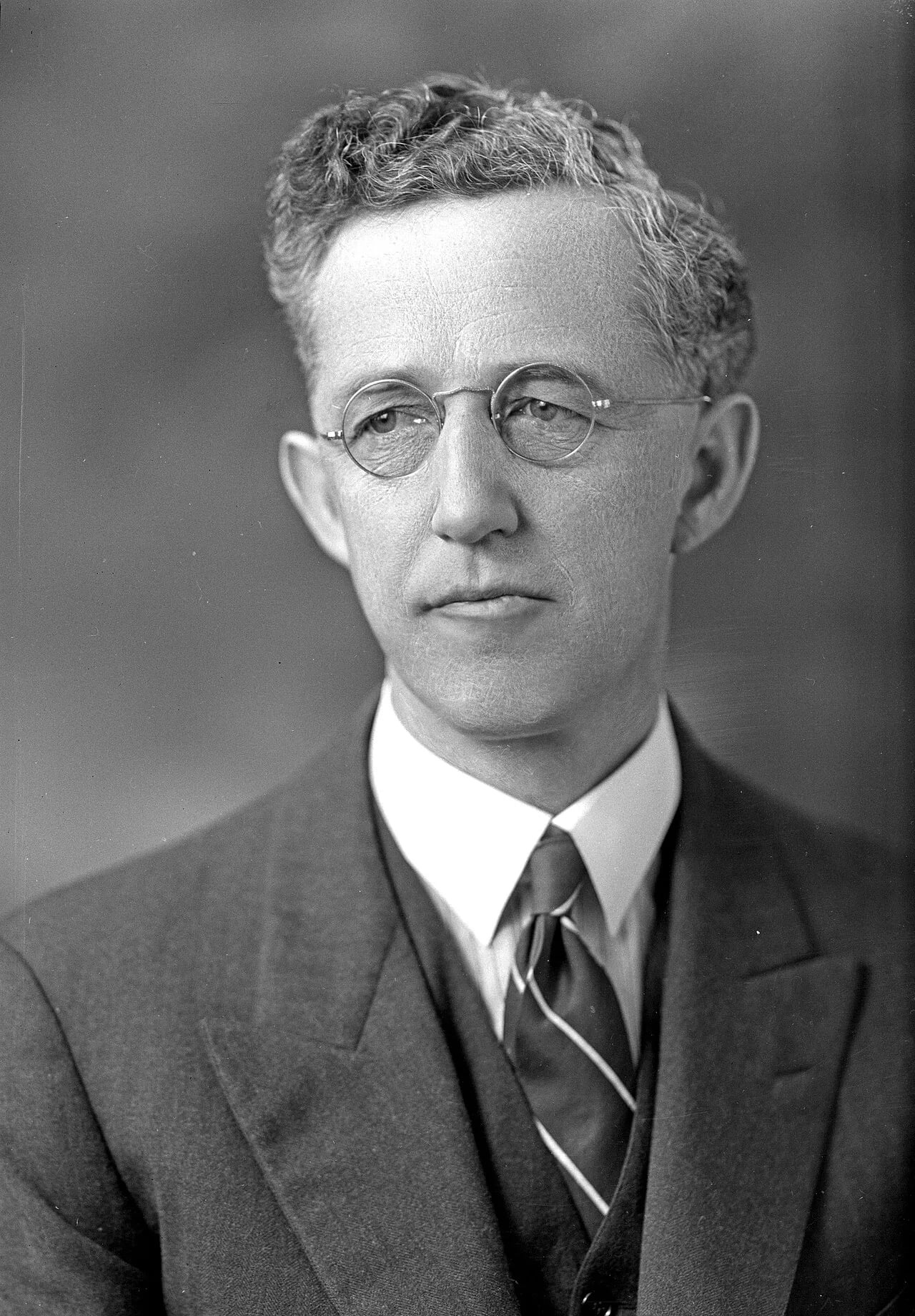 Portrait of George F. Yantis (1885–1947) – memorial page