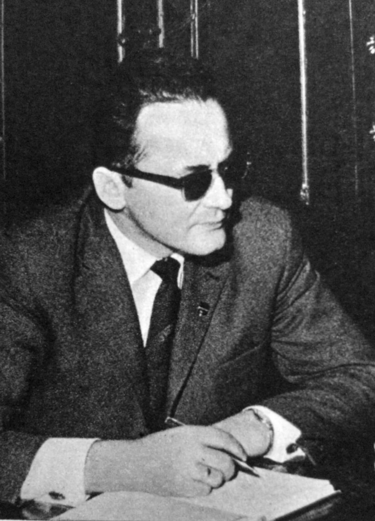 Portrait of Janusz Płowecki (1928–1996) – memorial page