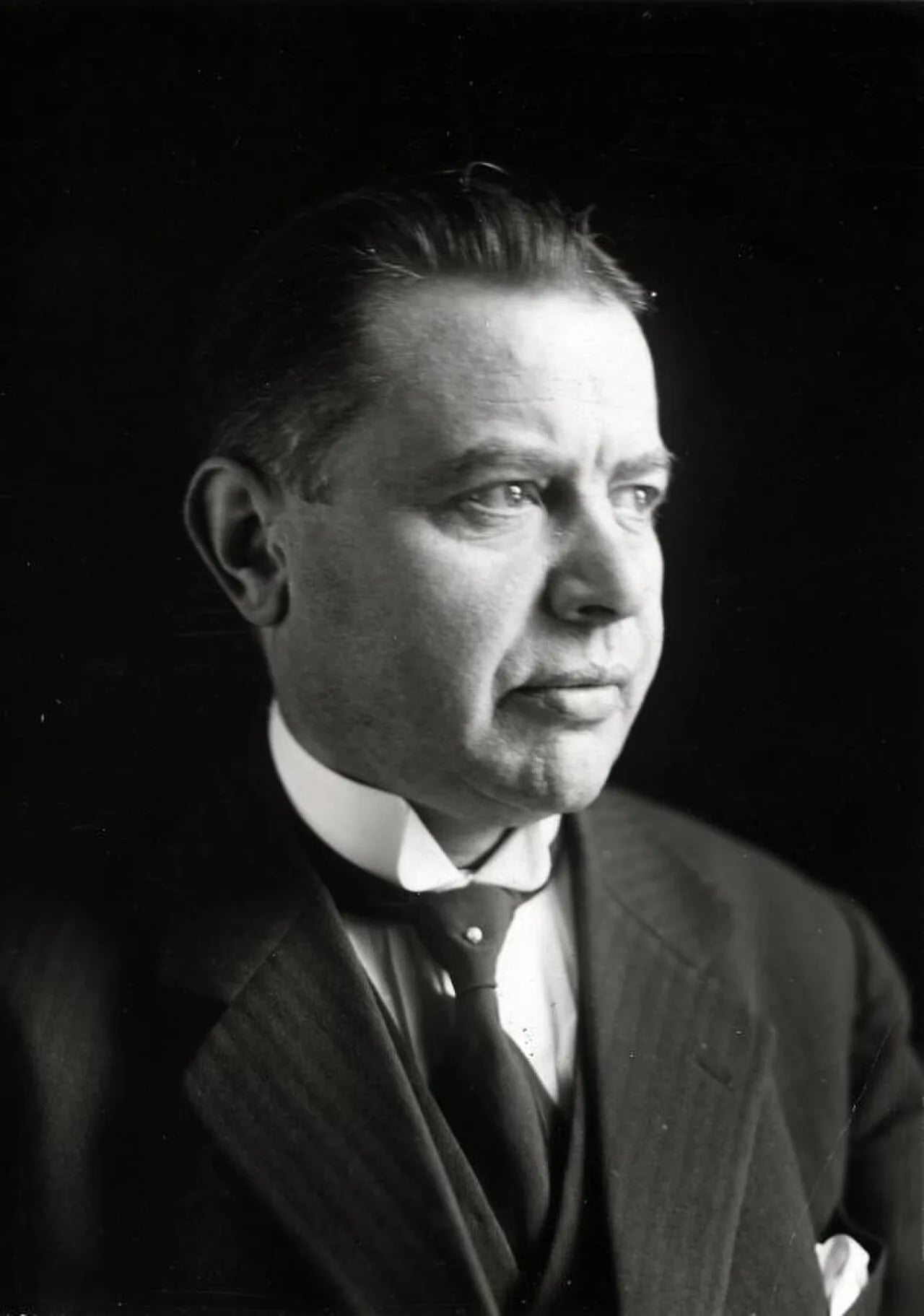 Portrait of Anton Verdijk (1877–1951) – memorial page