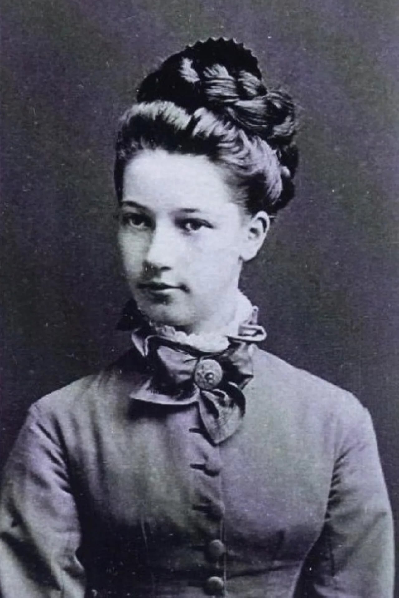 Portrait of Olga Thinn (1858–1943) – memorial page