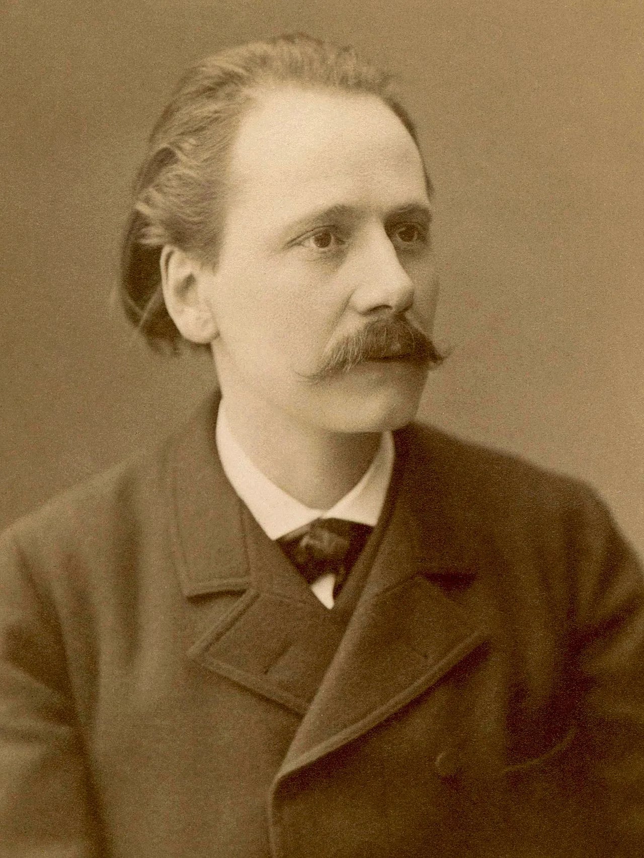 Portrait of Jules Massenet (1842–1912) – memorial page
