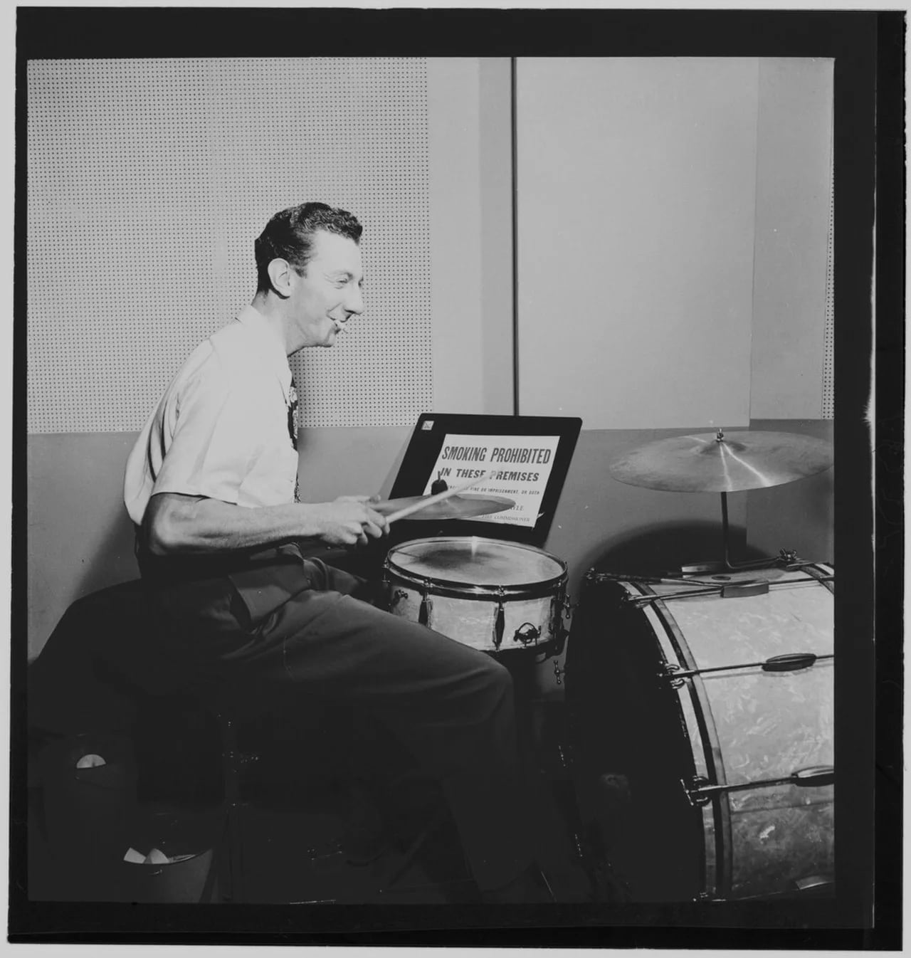Portrait of Morey Feld (1915–1971) – memorial page