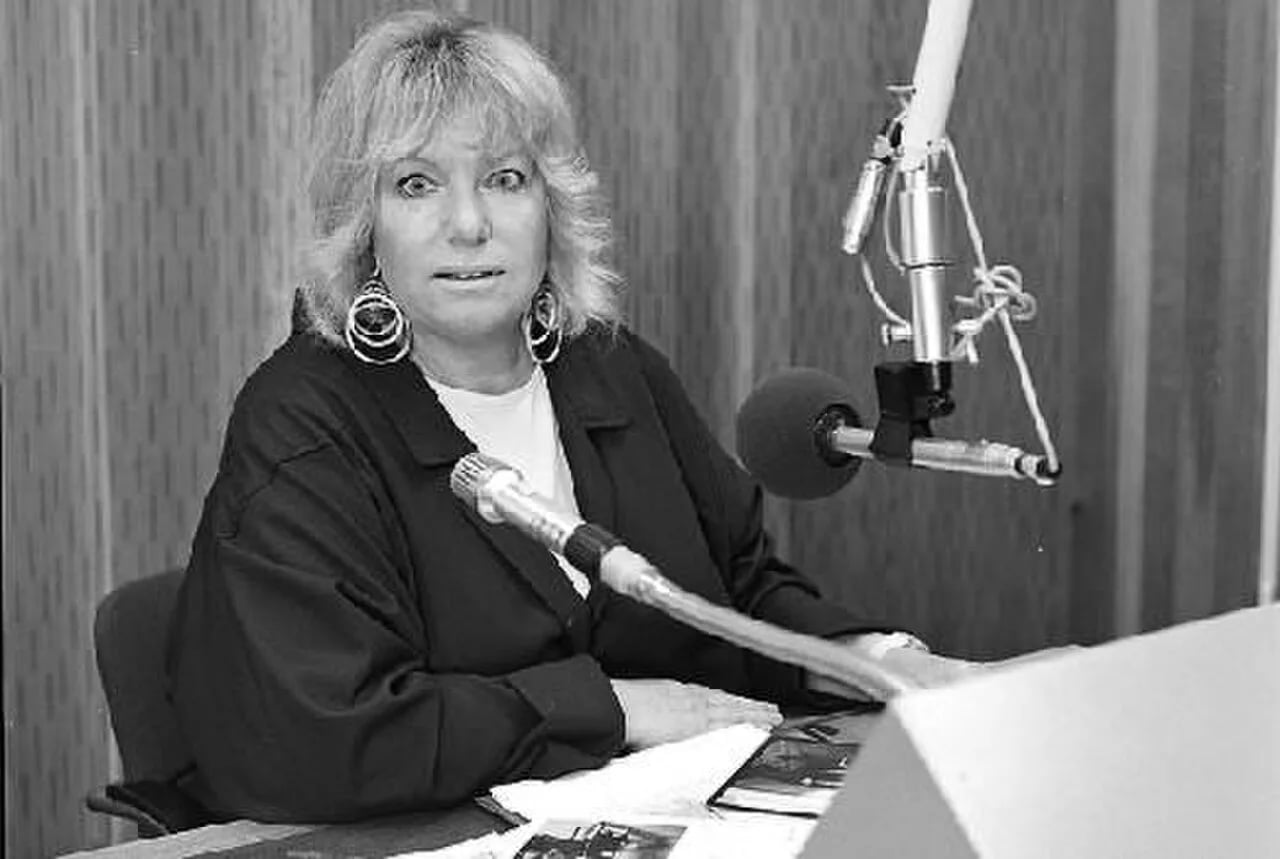 Portrait of Meta de Vries (1941–2011) – memorial page