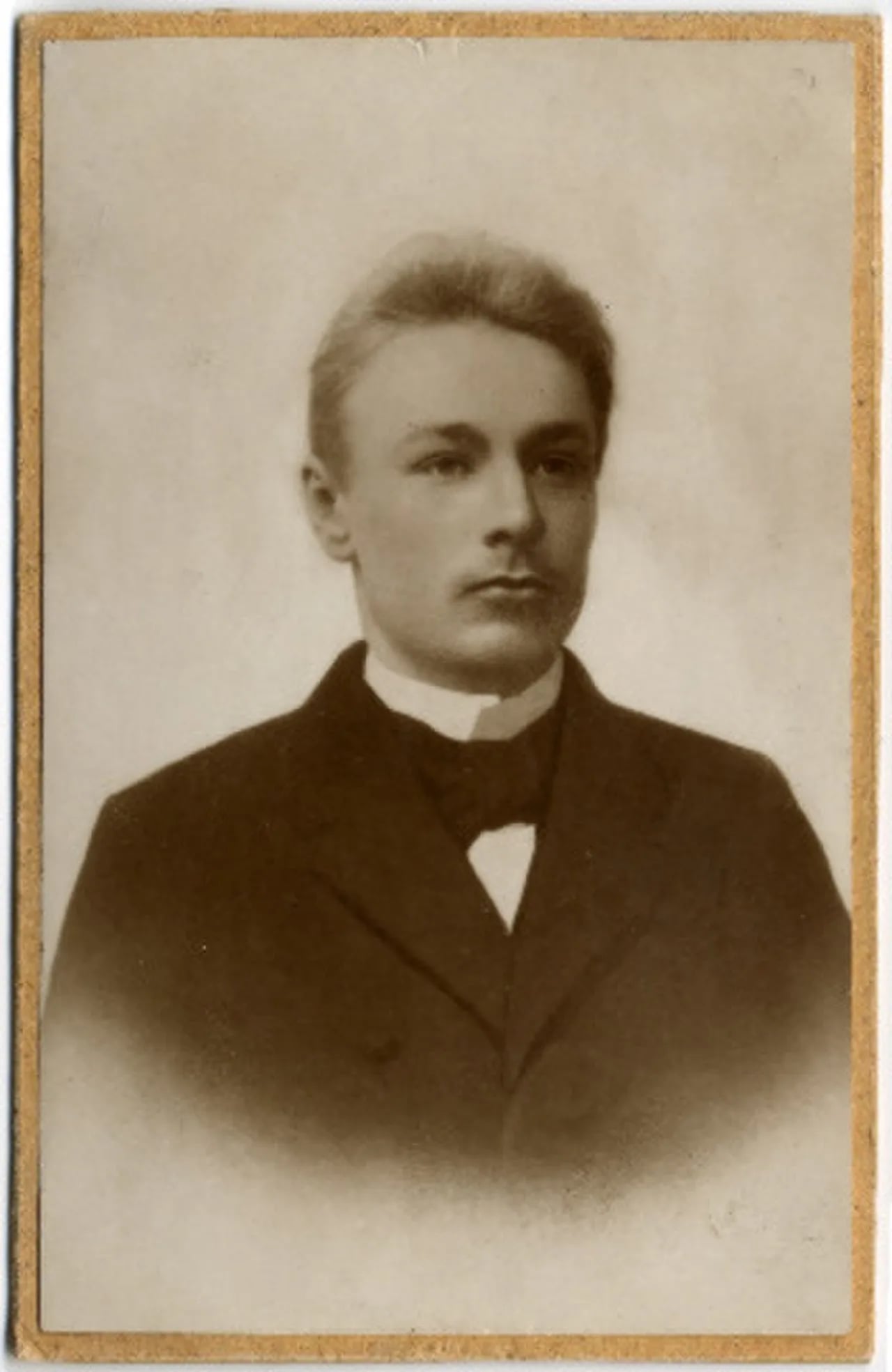 Portrait of Jānis Akuraters (1876–1937) – memorial page