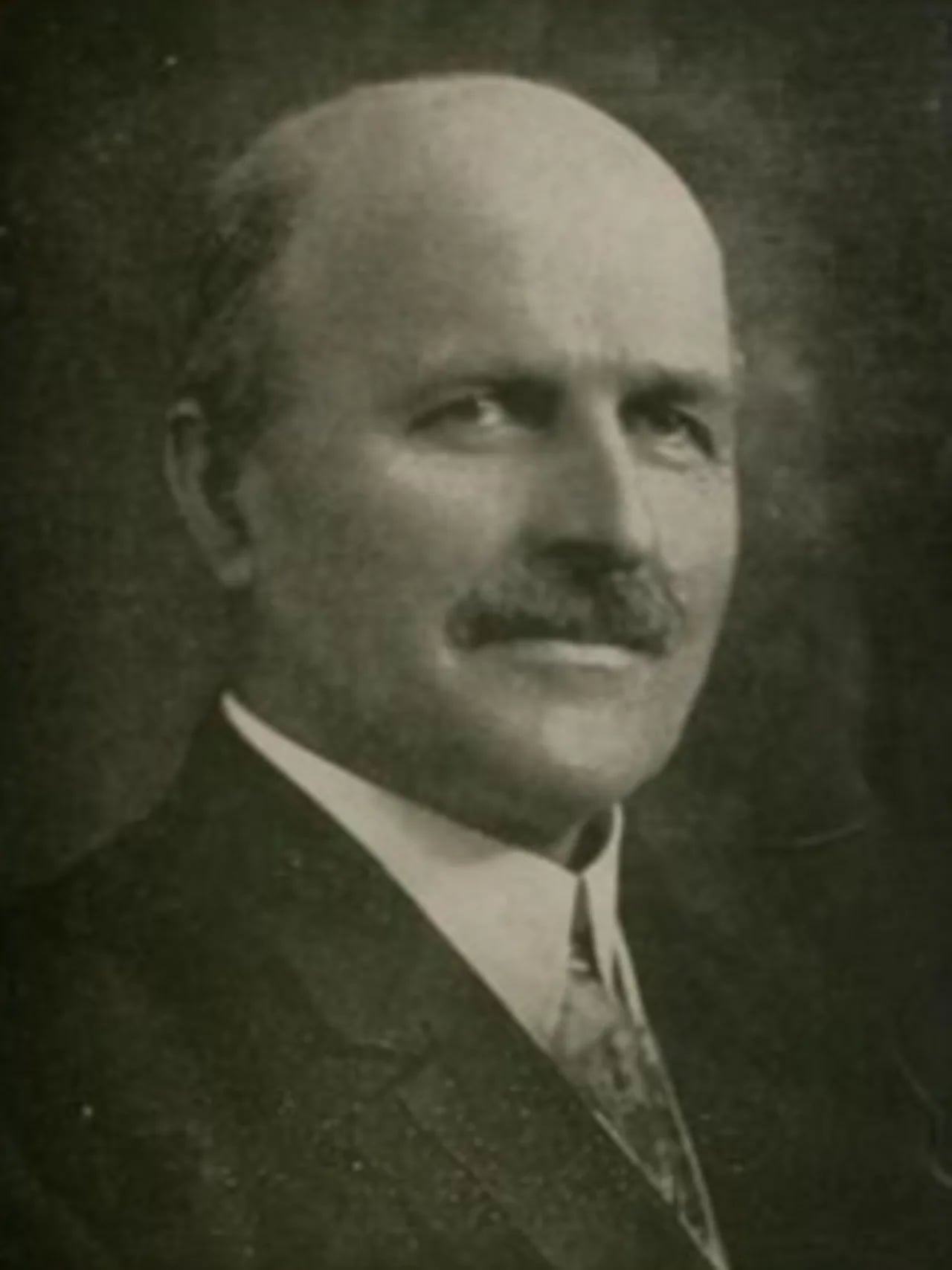 Porträt von Murdock MacKinnon (1865–1944) – Gedenkseite
