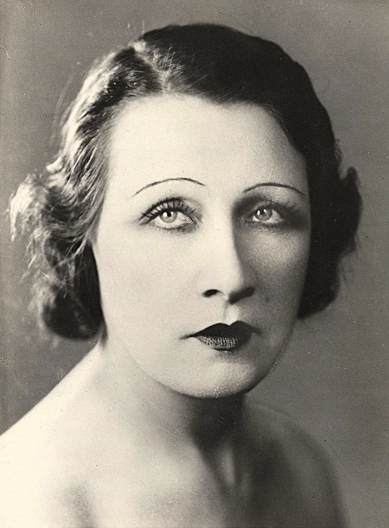 Portrait of Fernande Albany (1889–1966) – memorial page
