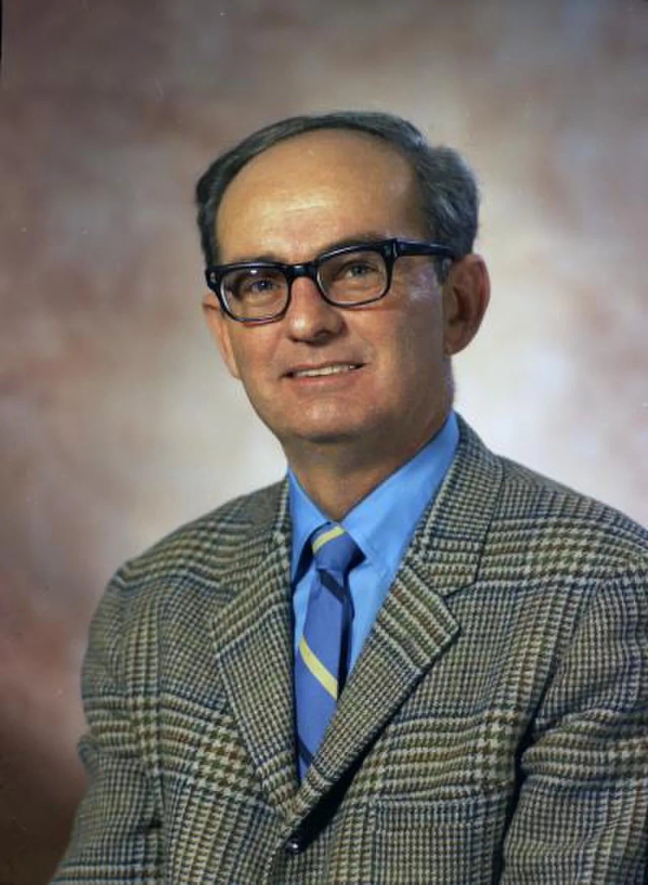 Portrait of Robert L. Charette (1923–1988) – memorial page