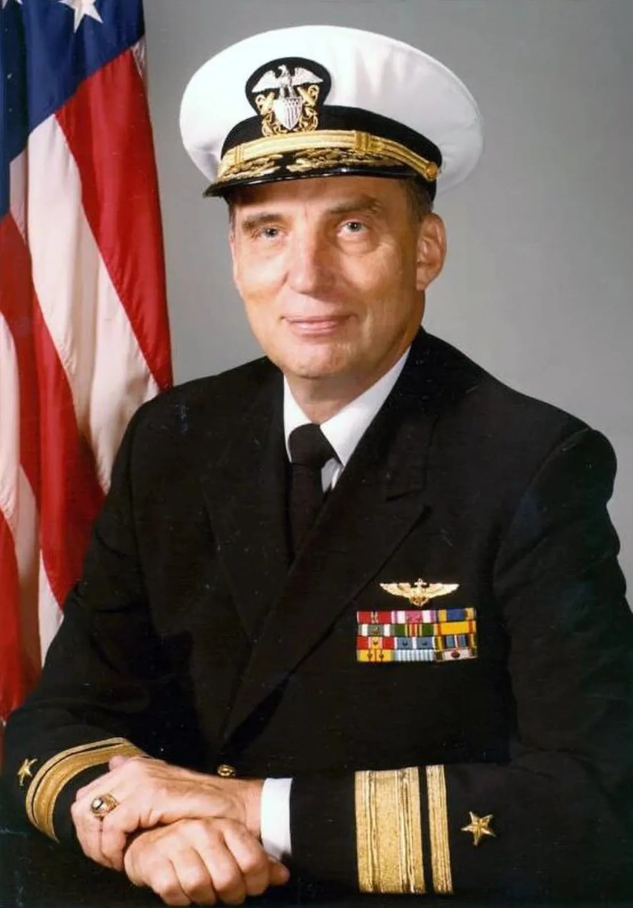 Porträt von James A. Winnefeld (1929–2015) – Gedenkseite
