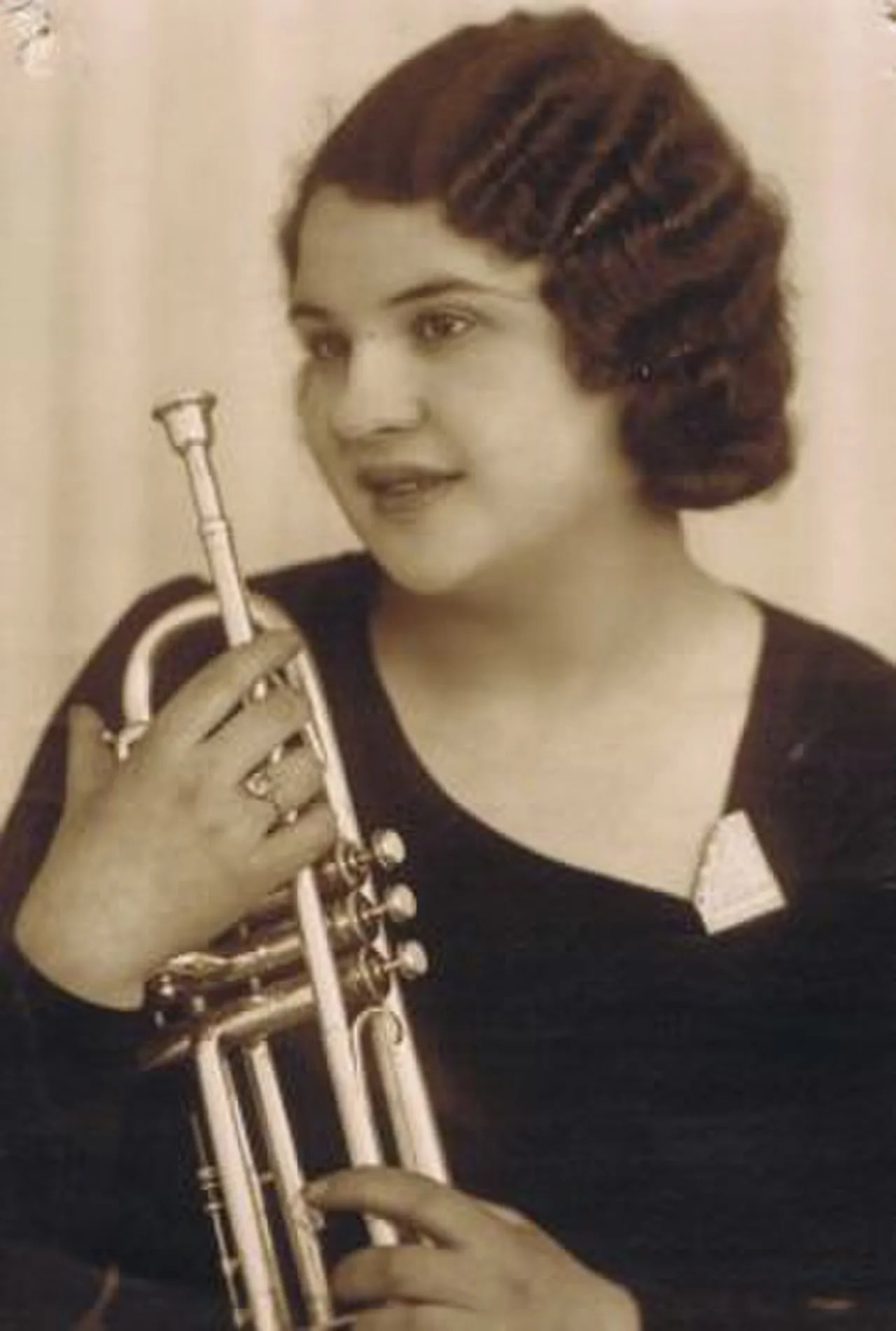 Porträt von Clara de Vries (1915–1942) – Gedenkseite
