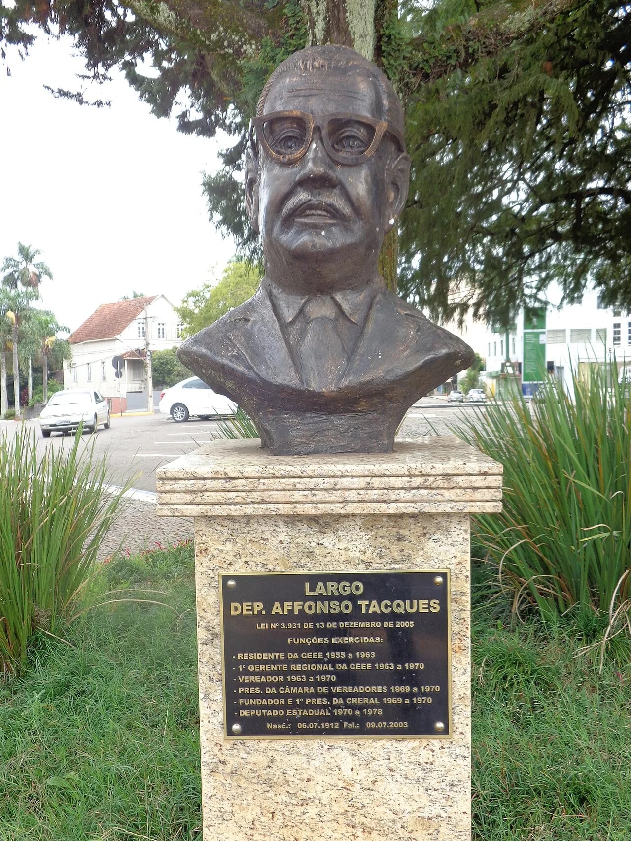 Porträt von Affonso dos Santos Tacques (1914–2003) – Gedenkseite