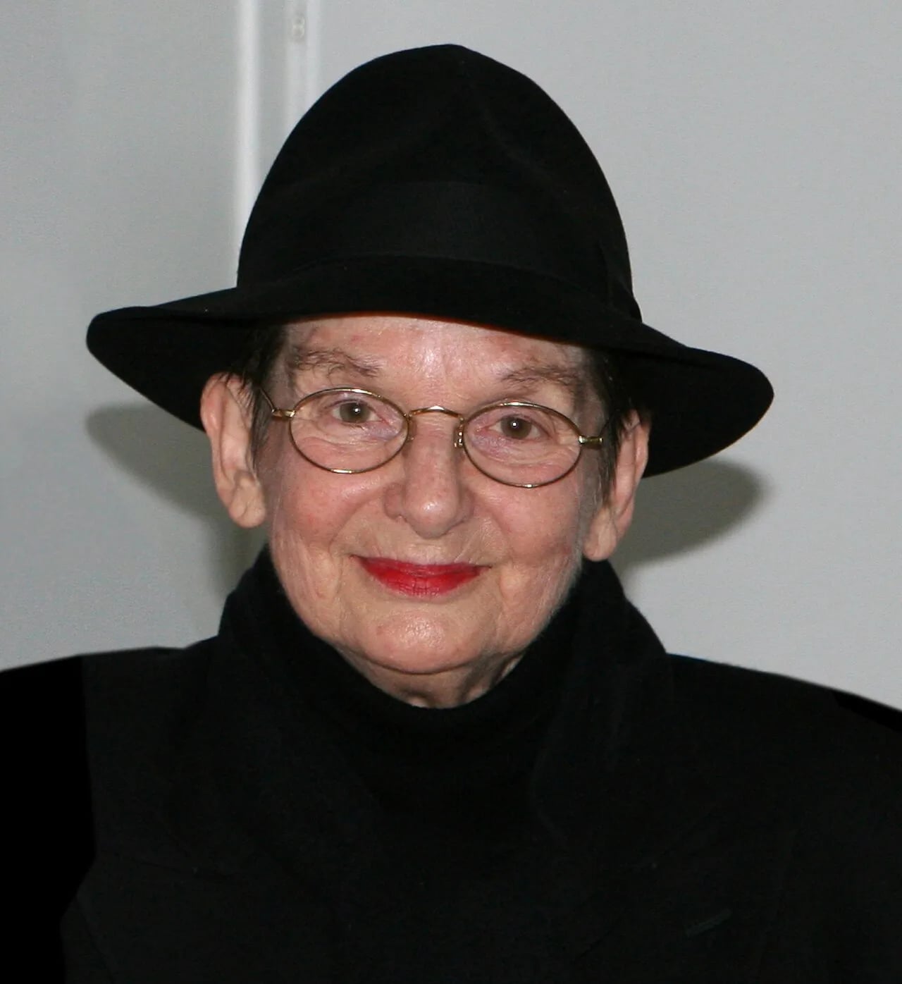 Porträt von Nan Hoover (1931–2008) – Gedenkseite