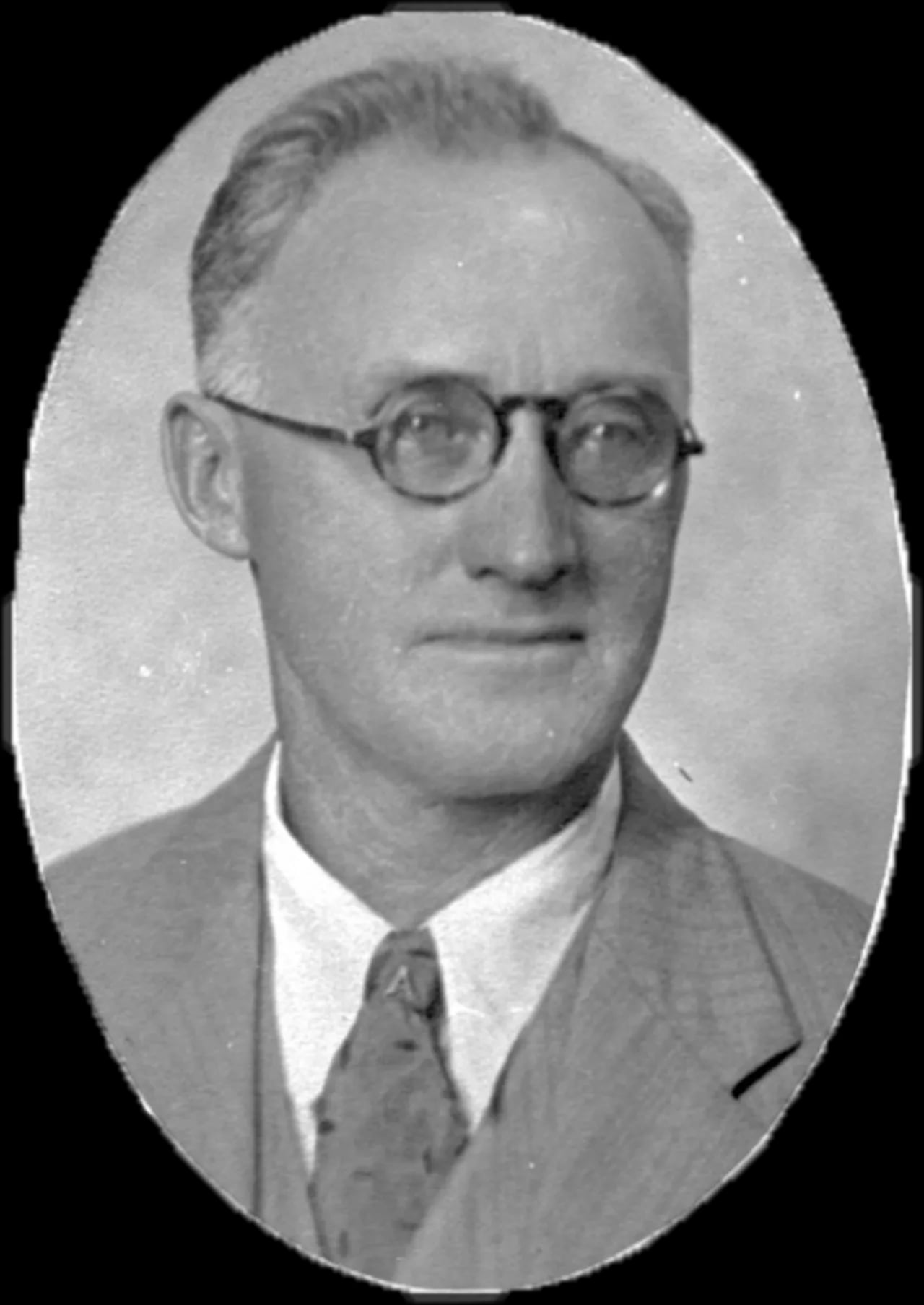 Portrait of Albert Blue (1881–1967) – memorial page