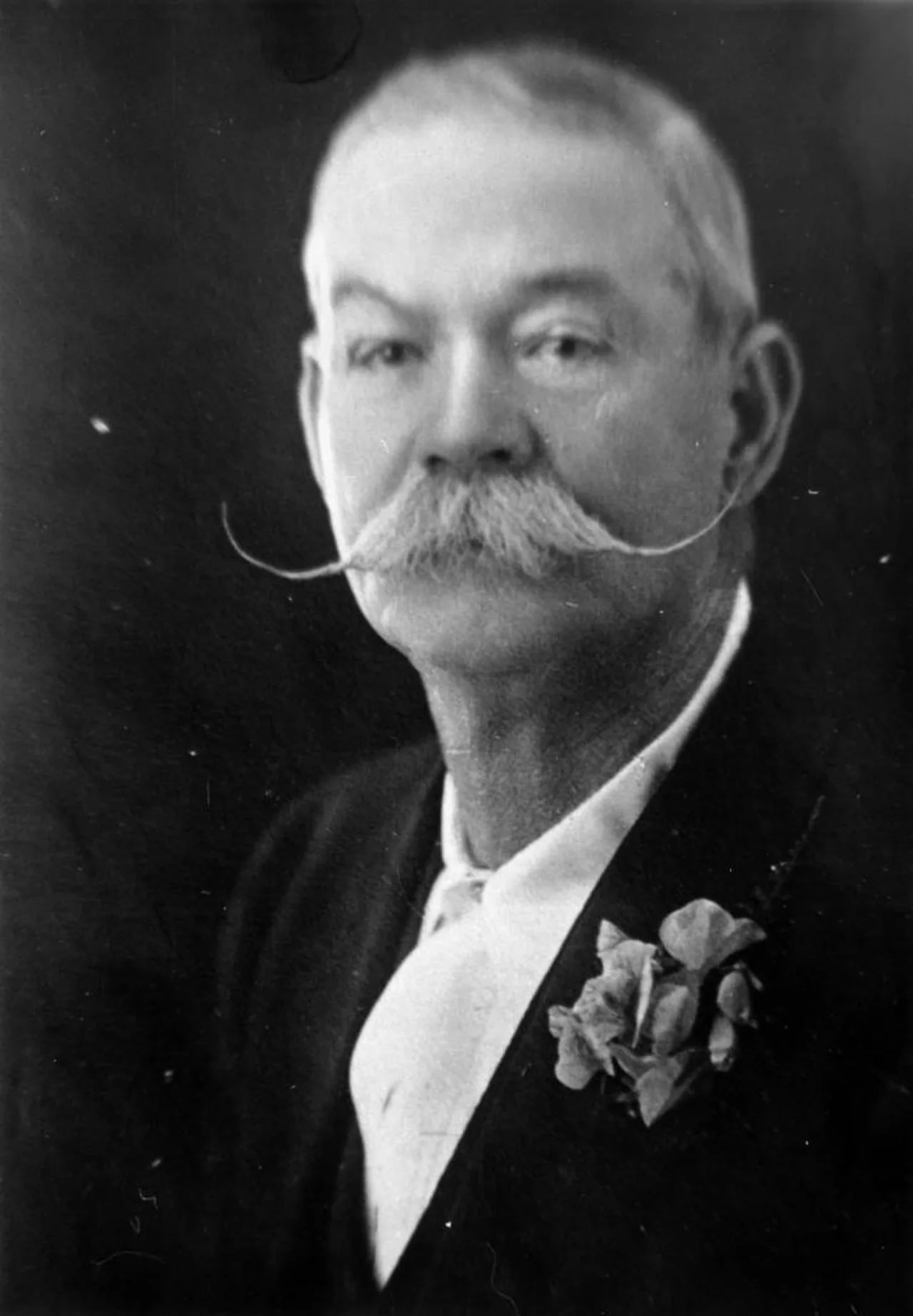 Porträt von Edward Land (1858–1927) – Gedenkseite