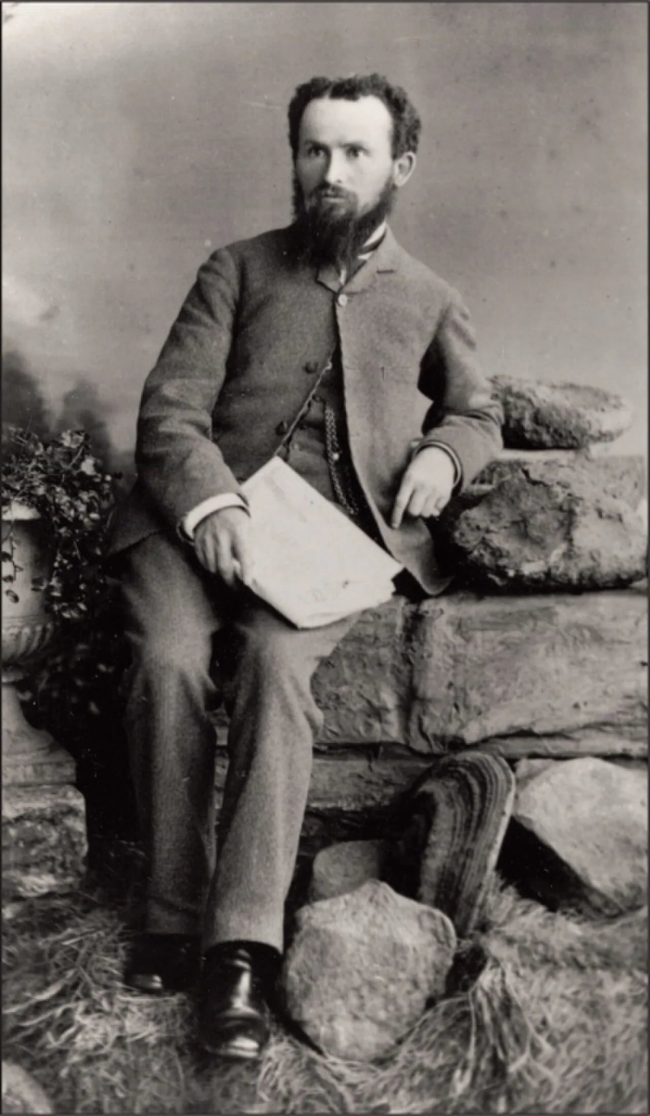 Portrait of Abraham Groves (1847–1935) – memorial page