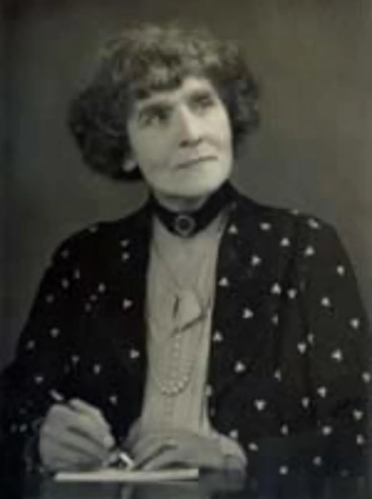 Portrait of Alice Verne-Bredt (1864–1958) – memorial page