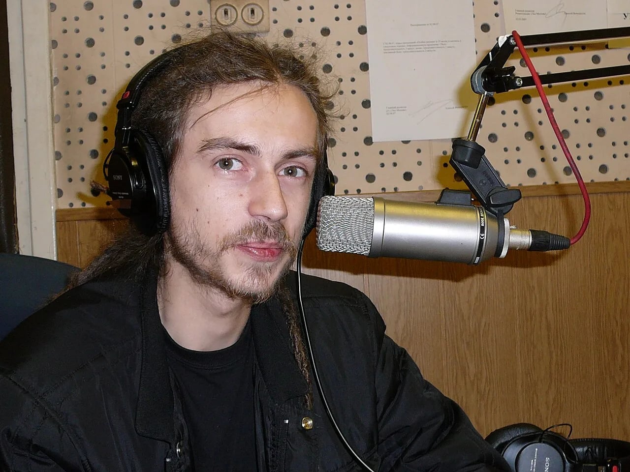 Porträt von Dezl (1983–2019) – Gedenkseite