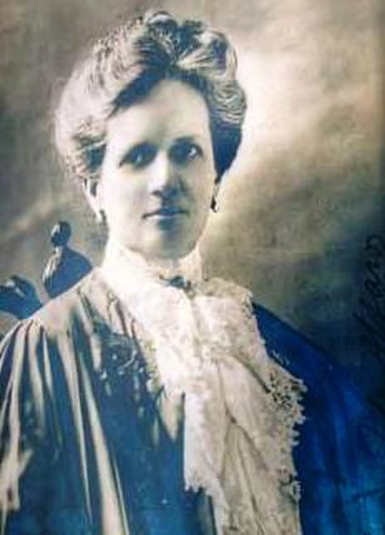 Portrait of Ana Paredes Arosemena (1854–1920) – memorial page