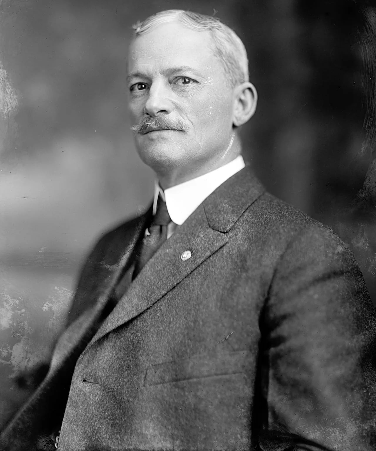 Portrait of Frank Owens Smith (1859–1924) – memorial page