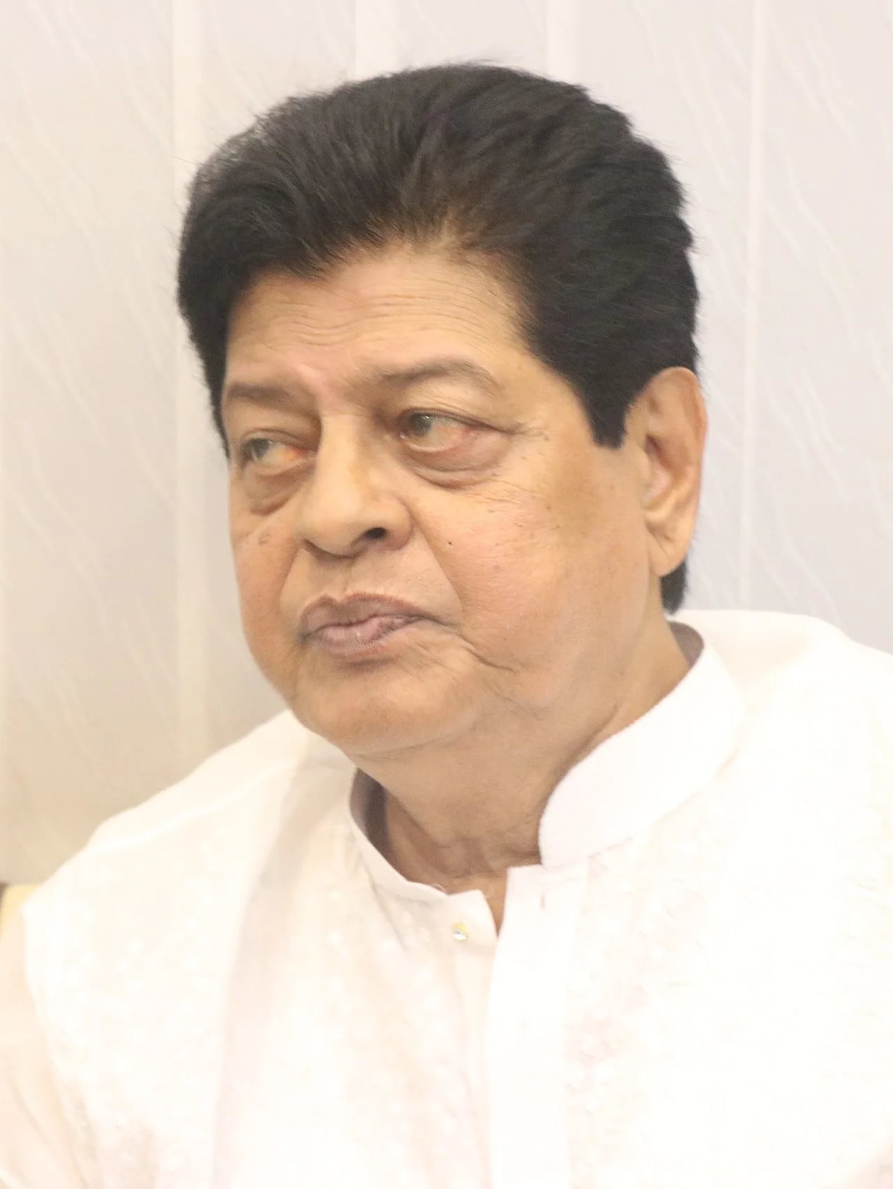 Portrait of Farooque (1948–2023) – memorial page