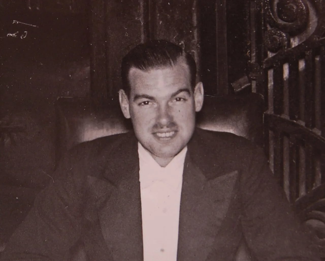 Portrait of Ernst de Jonge (1914–1944) – memorial page