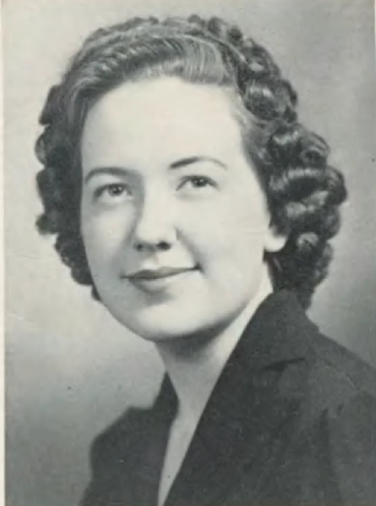 Portrait of Nell I. Mondy (1921–2005) – memorial page