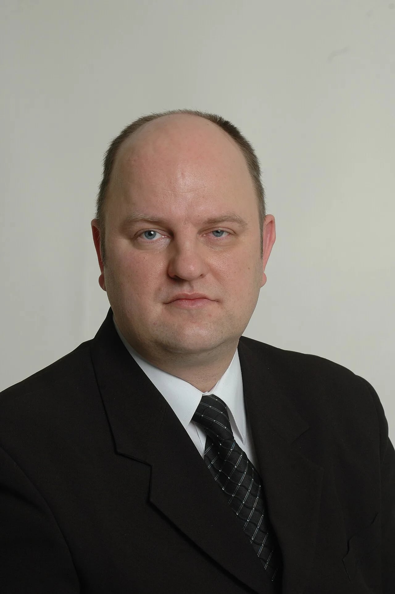 Porträt von Jānis Šmits (1968–2019) – Gedenkseite