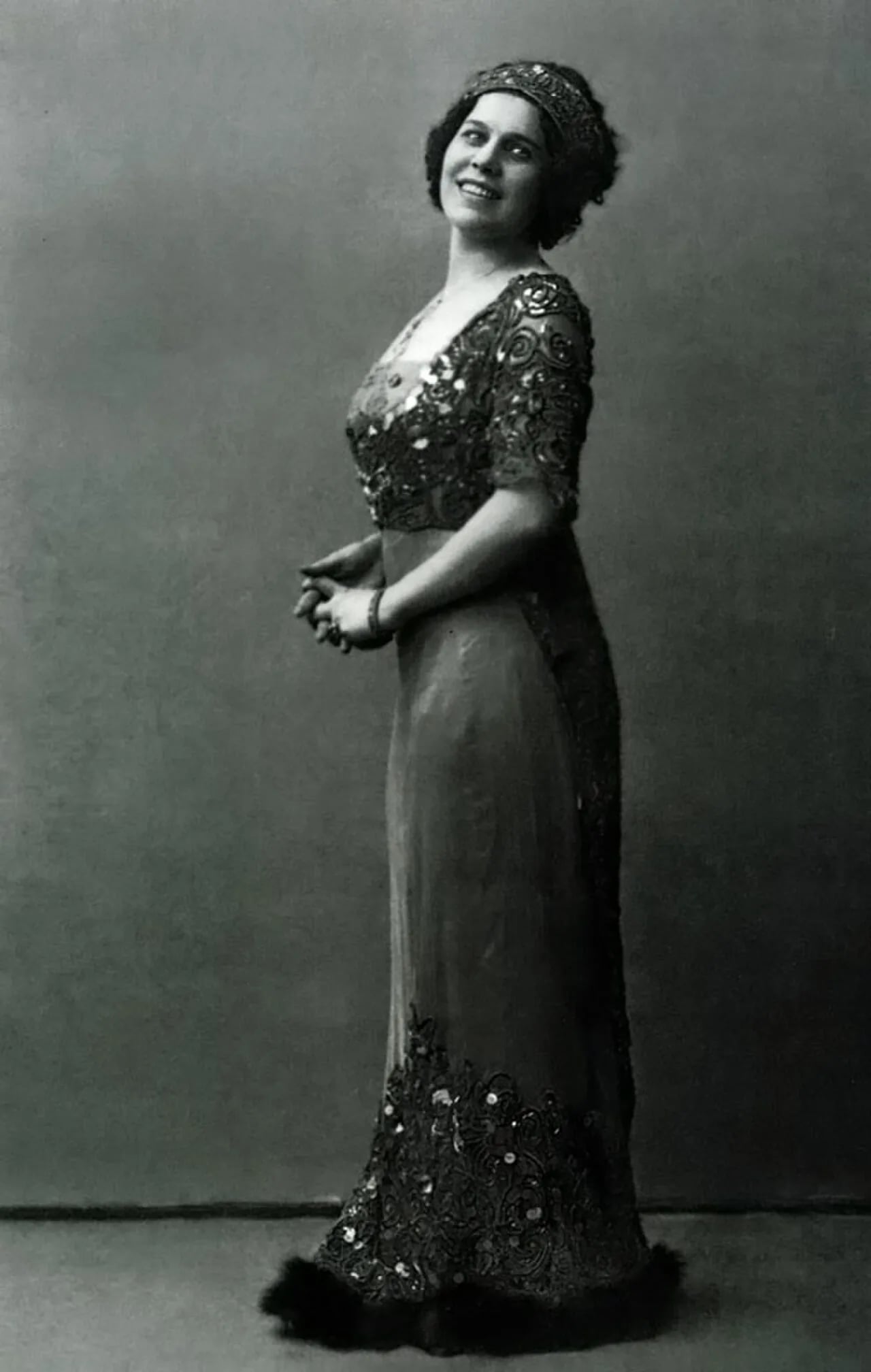 Portrait of Nadeschda Wassiljewna Plewizkaja (1879–1940) – memorial page