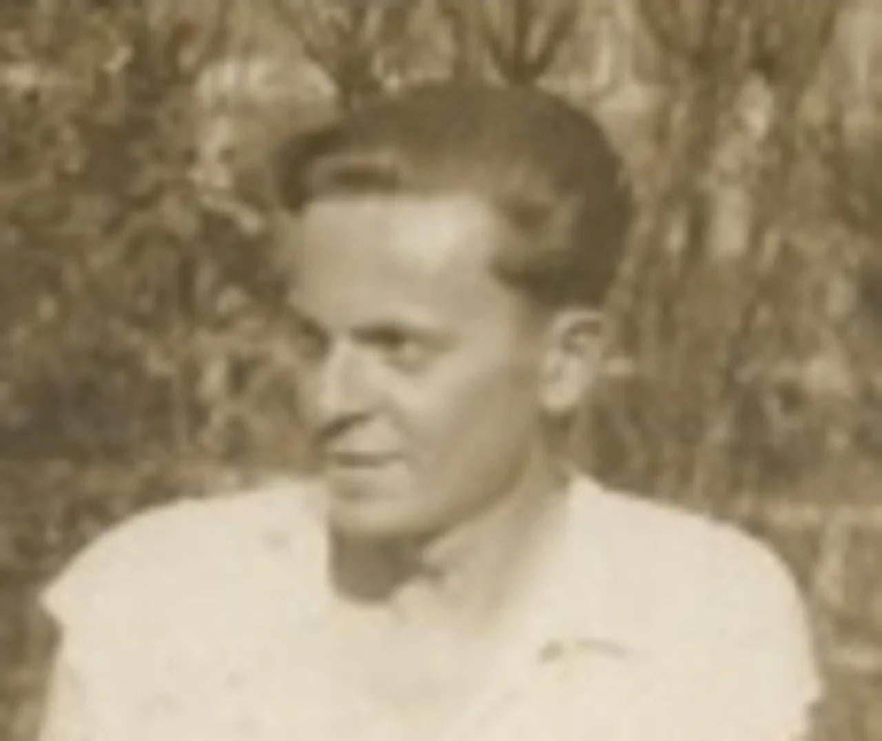 Portrait of César Covo (1912–2015) – memorial page