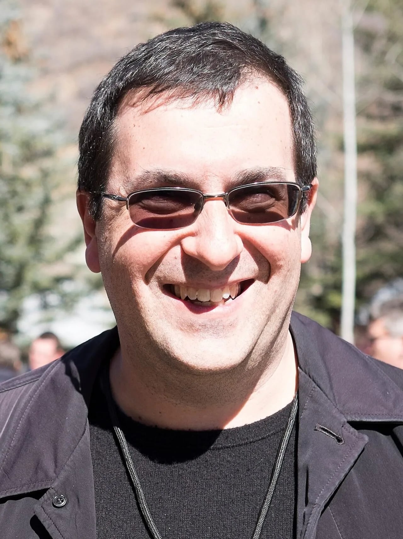 Portrait of Dave Goldberg (1967–2015) – memorial page