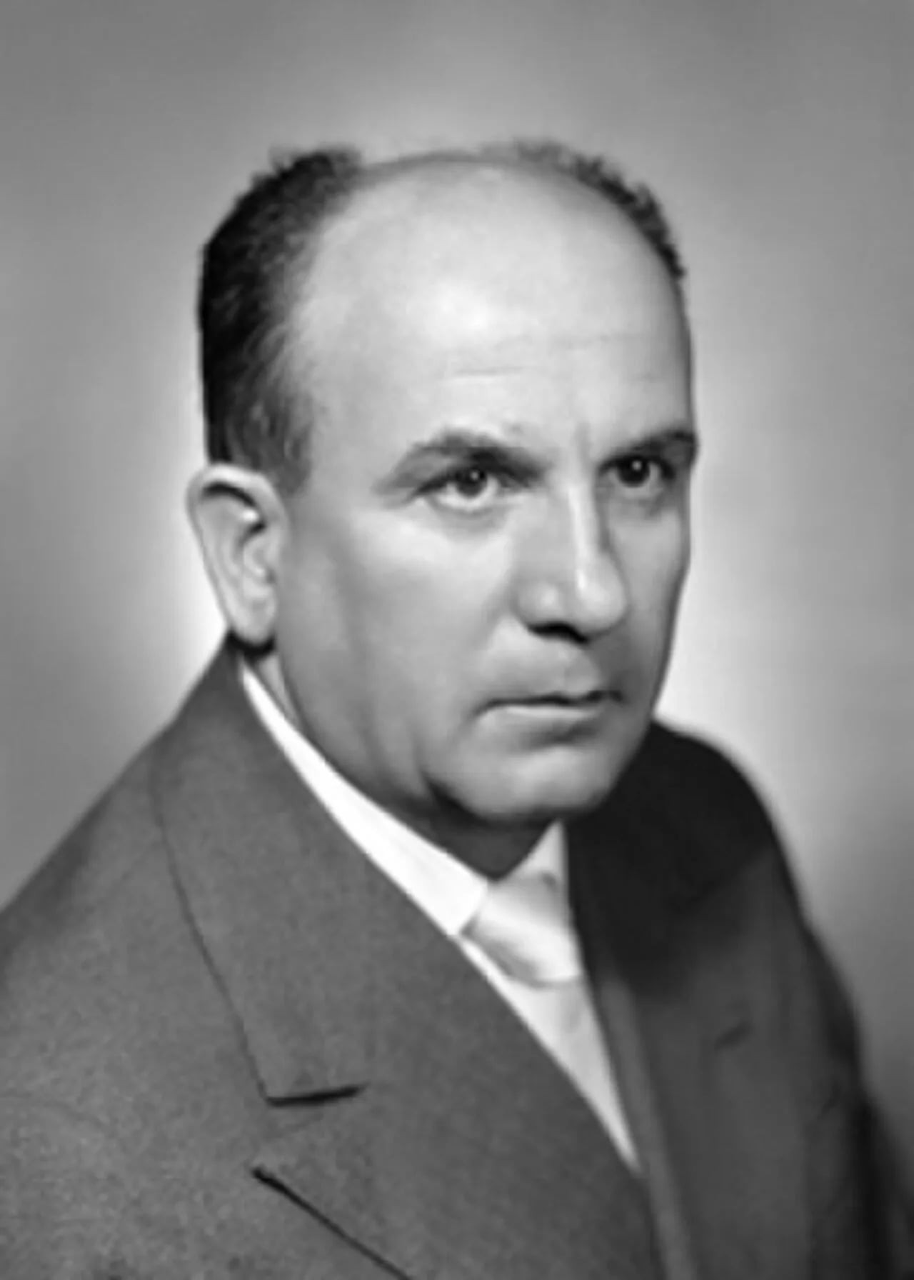 Portrait of Pietro Vergani (1907–1970) – memorial page