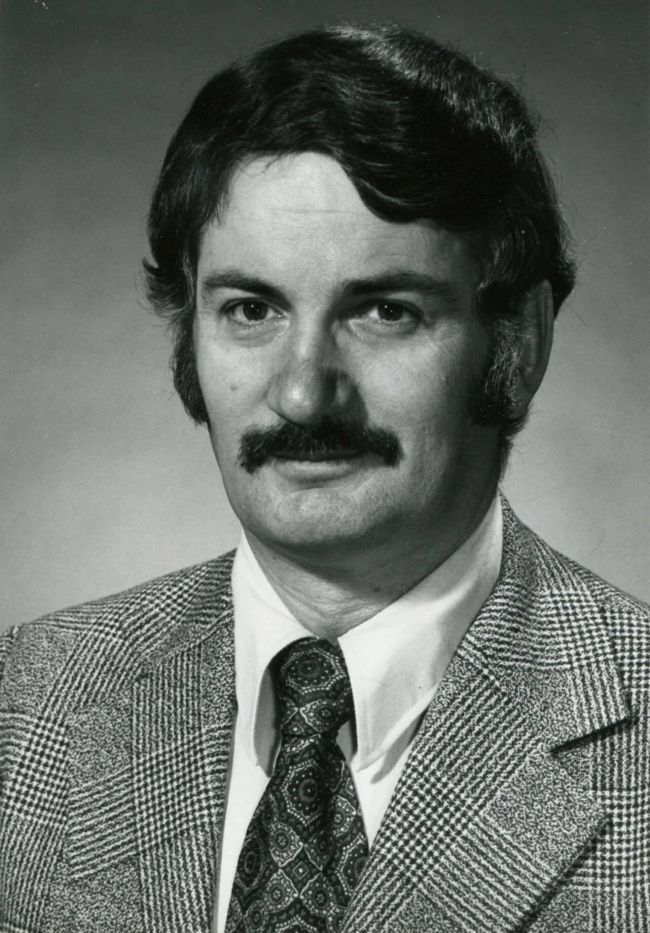 Portrait of Hartley Douglas Dent (1929–1993) – memorial page