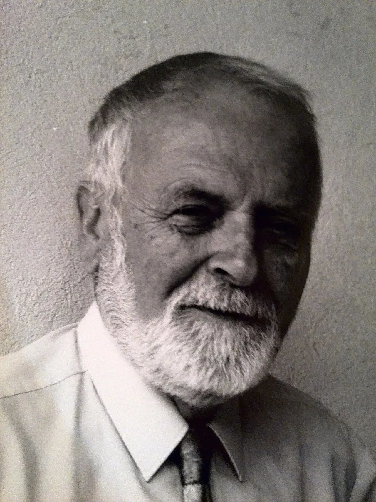 Porträt von François Rémy (1923–2015) – Gedenkseite