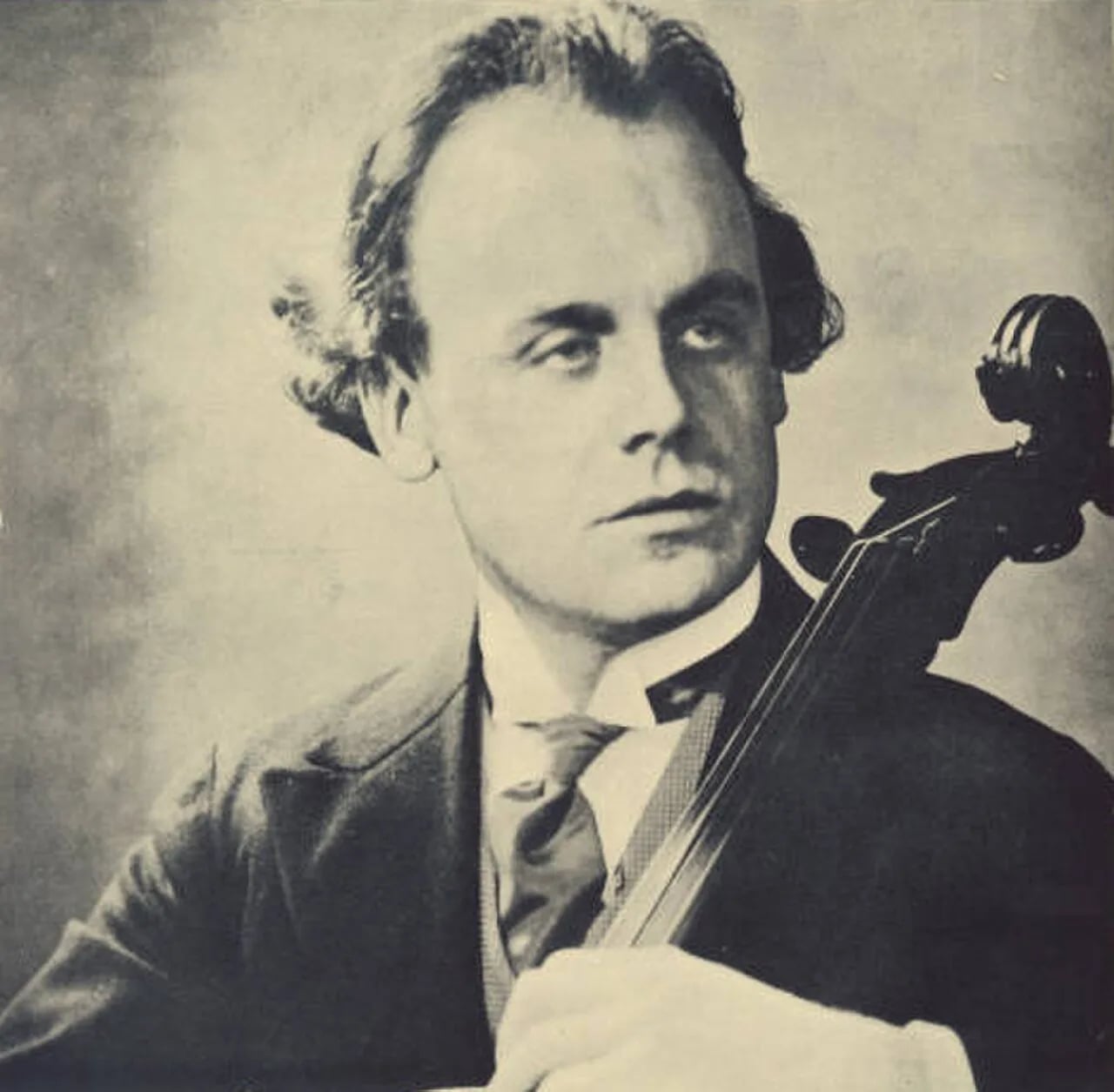 Porträt von Paulo Mesdag Gruppe (1891–1979) – Gedenkseite