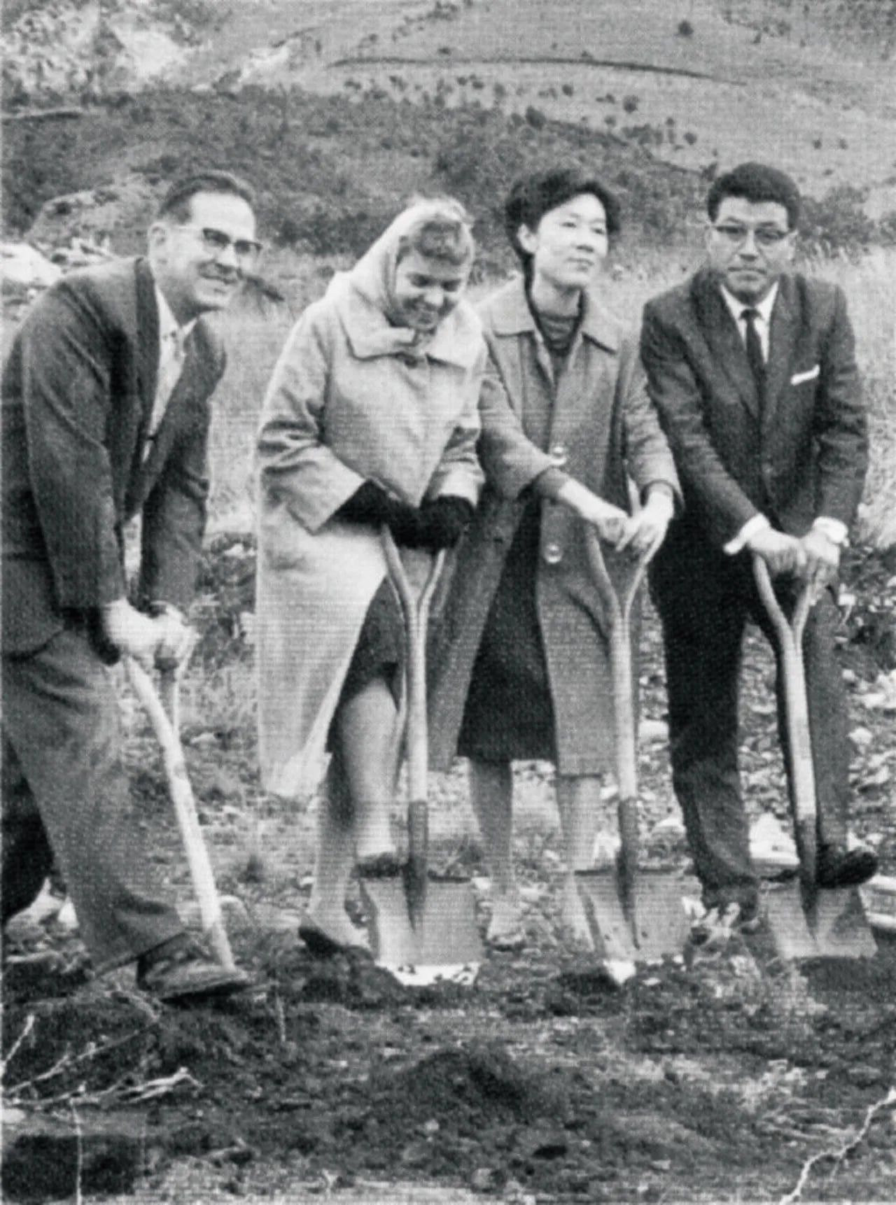 Portrait of Chang Sŏng-man (1932–2015) – memorial page
