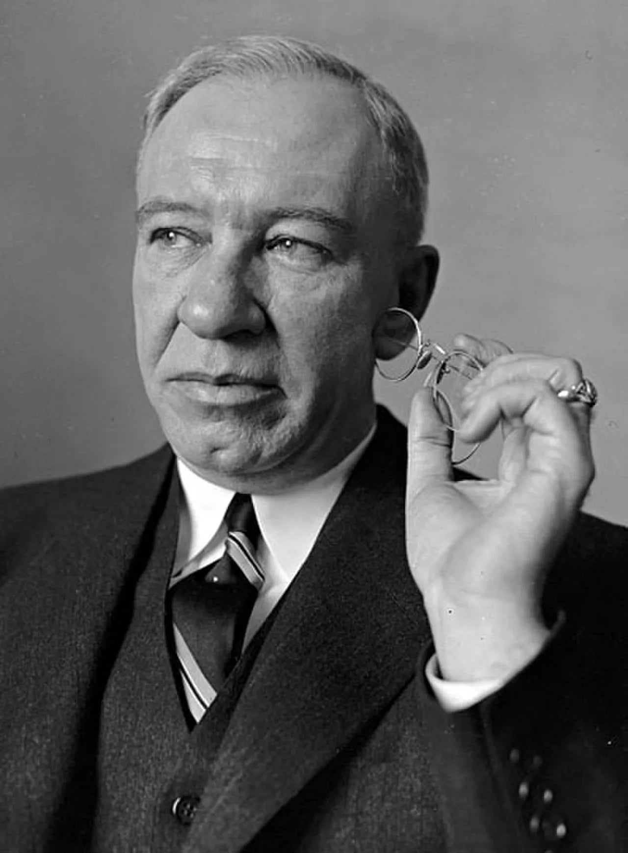 Portrait of Noble J. Johnson (1887–1968) – memorial page