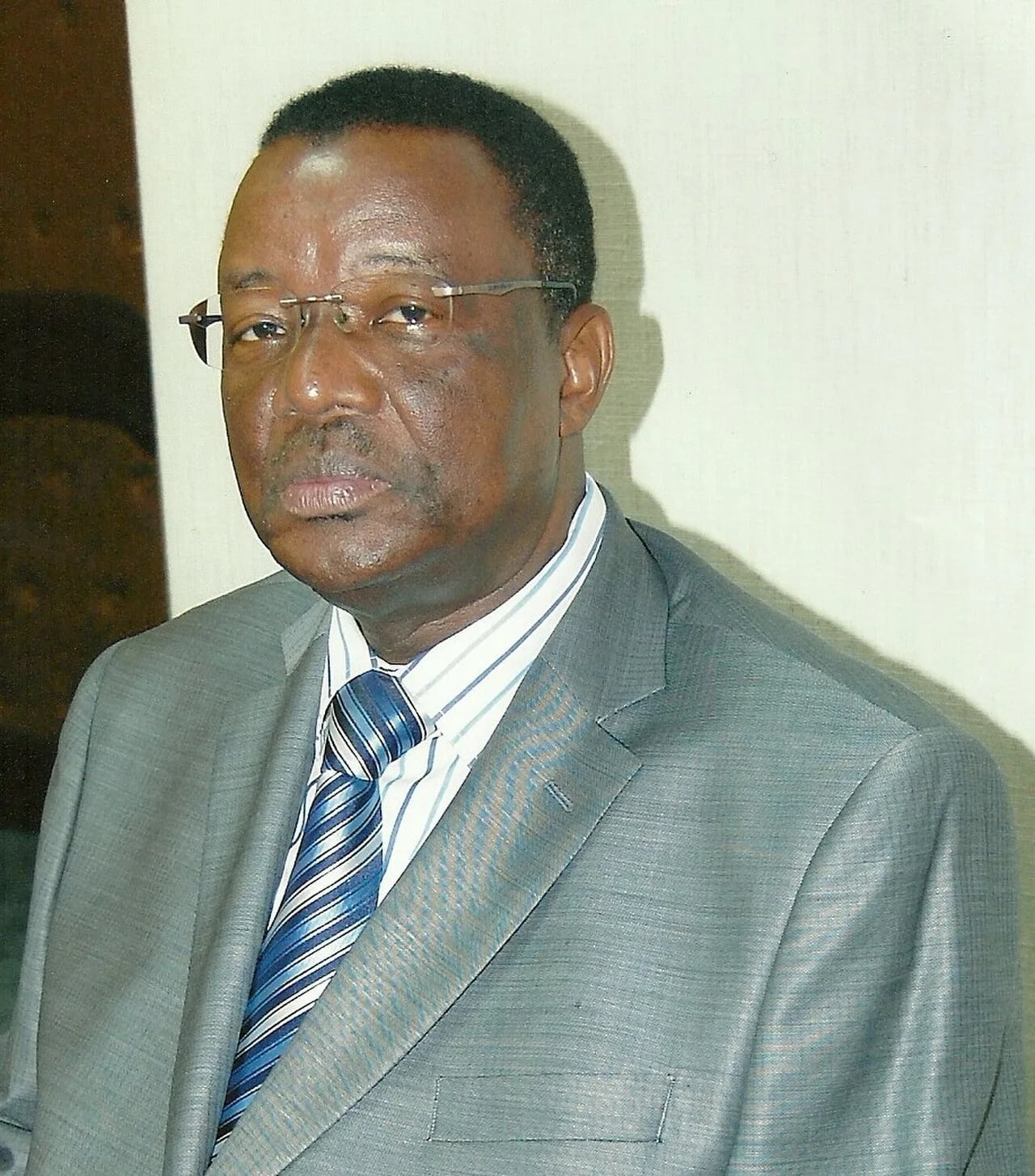 Portrait of Amos Elegbe (1947–2025) – memorial page