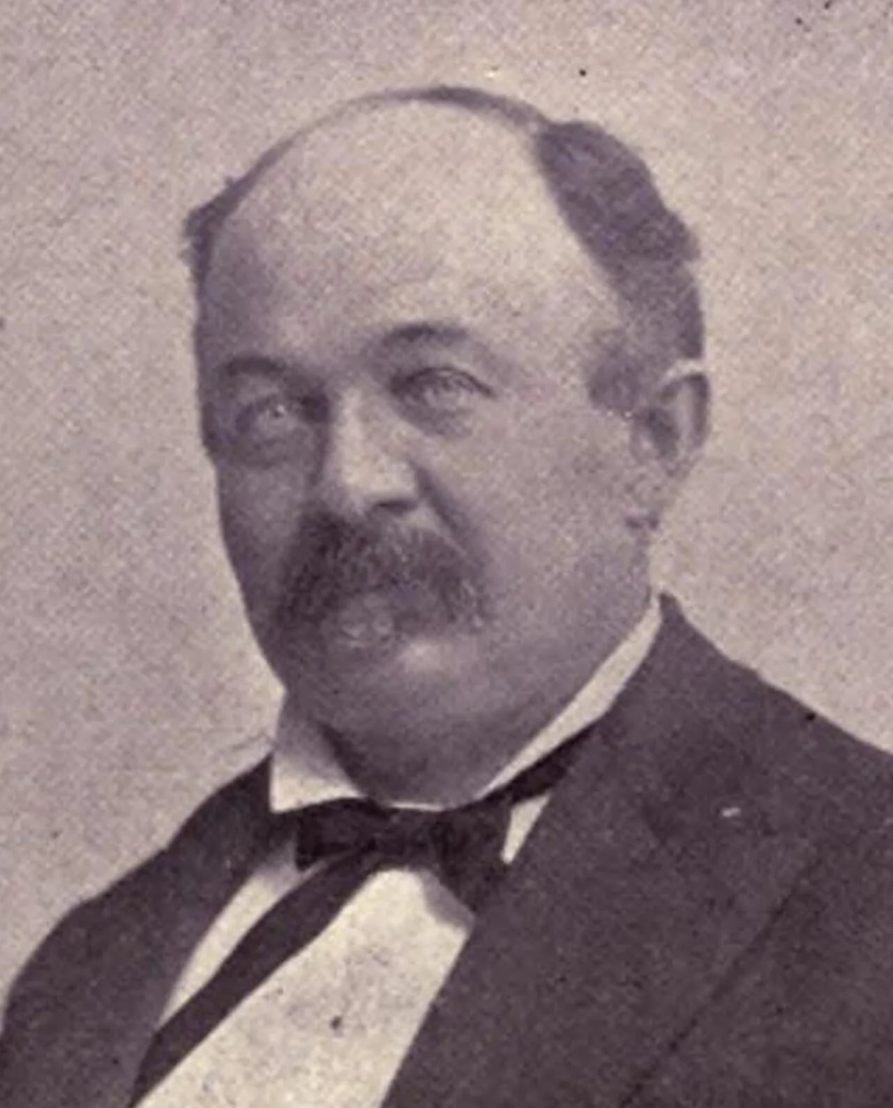 Porträt von Charles E. Scharlau (1845–1903) – Gedenkseite