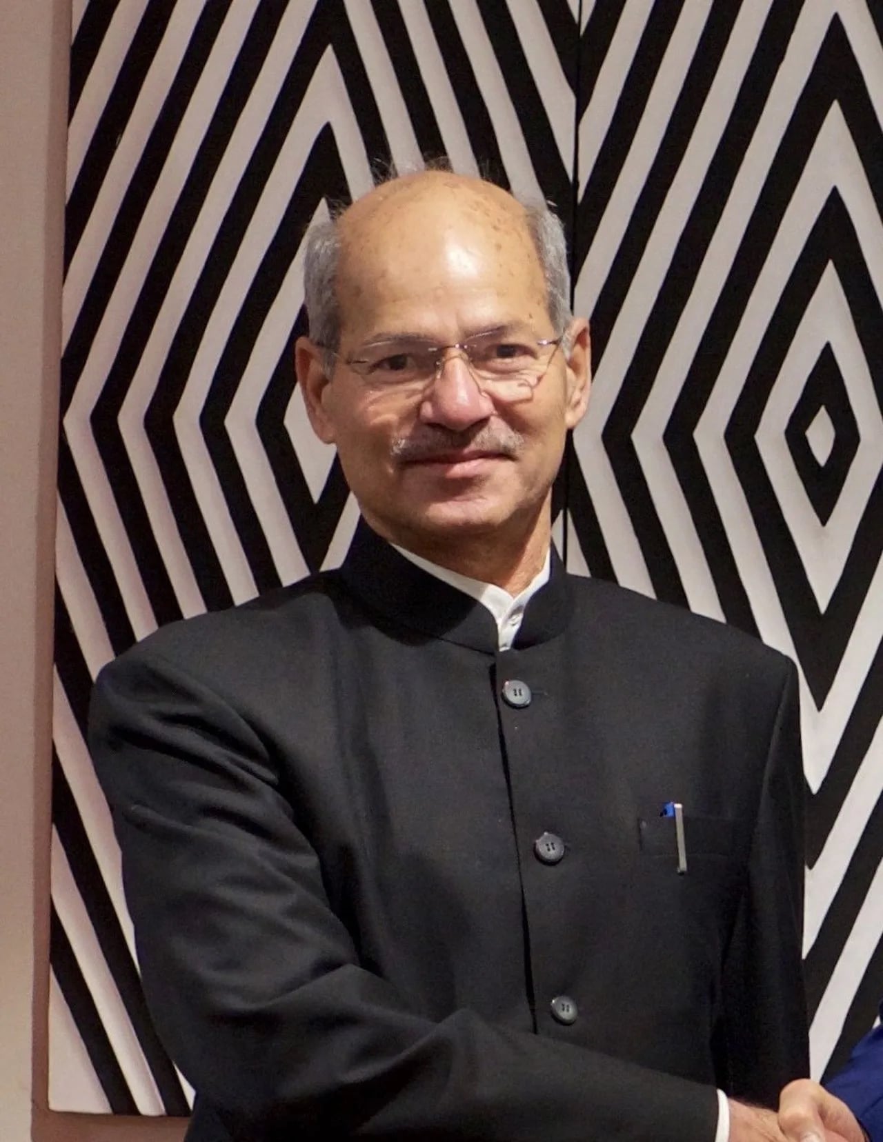 Porträt von Anil Madhav Dave (1956–2017) – Gedenkseite