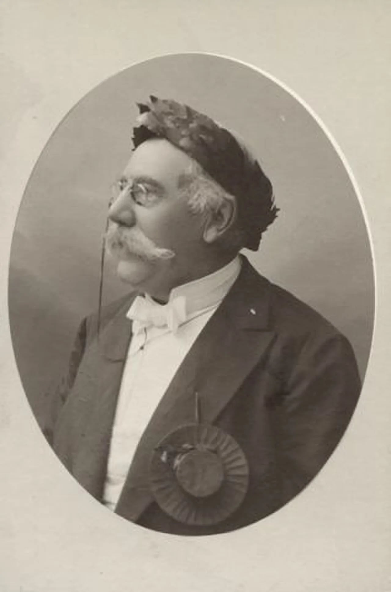 Portrait of Astolf Mozart Möller (1829–1925) – memorial page
