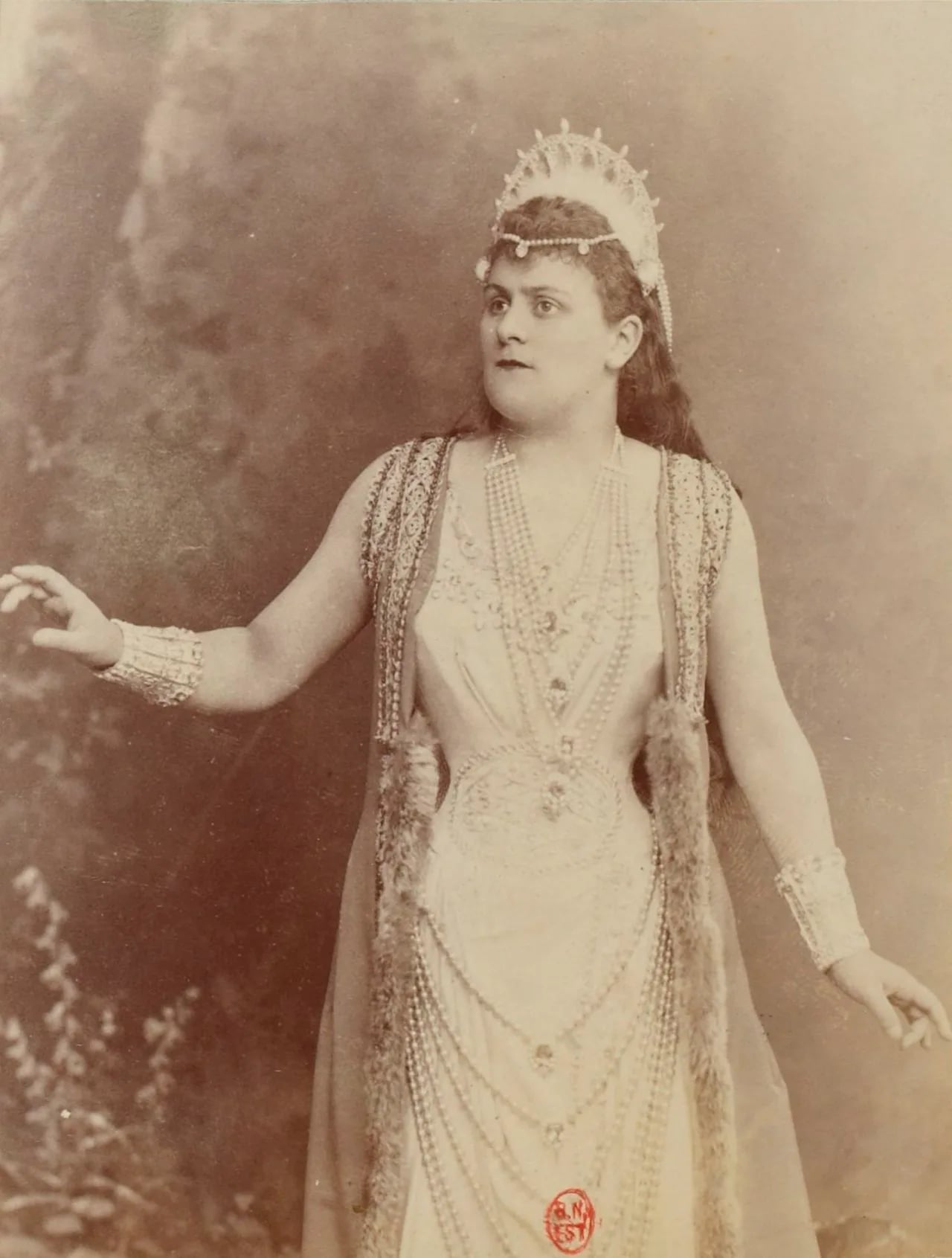Portrait of Marie Anne Lureau (1860–1923) – memorial page