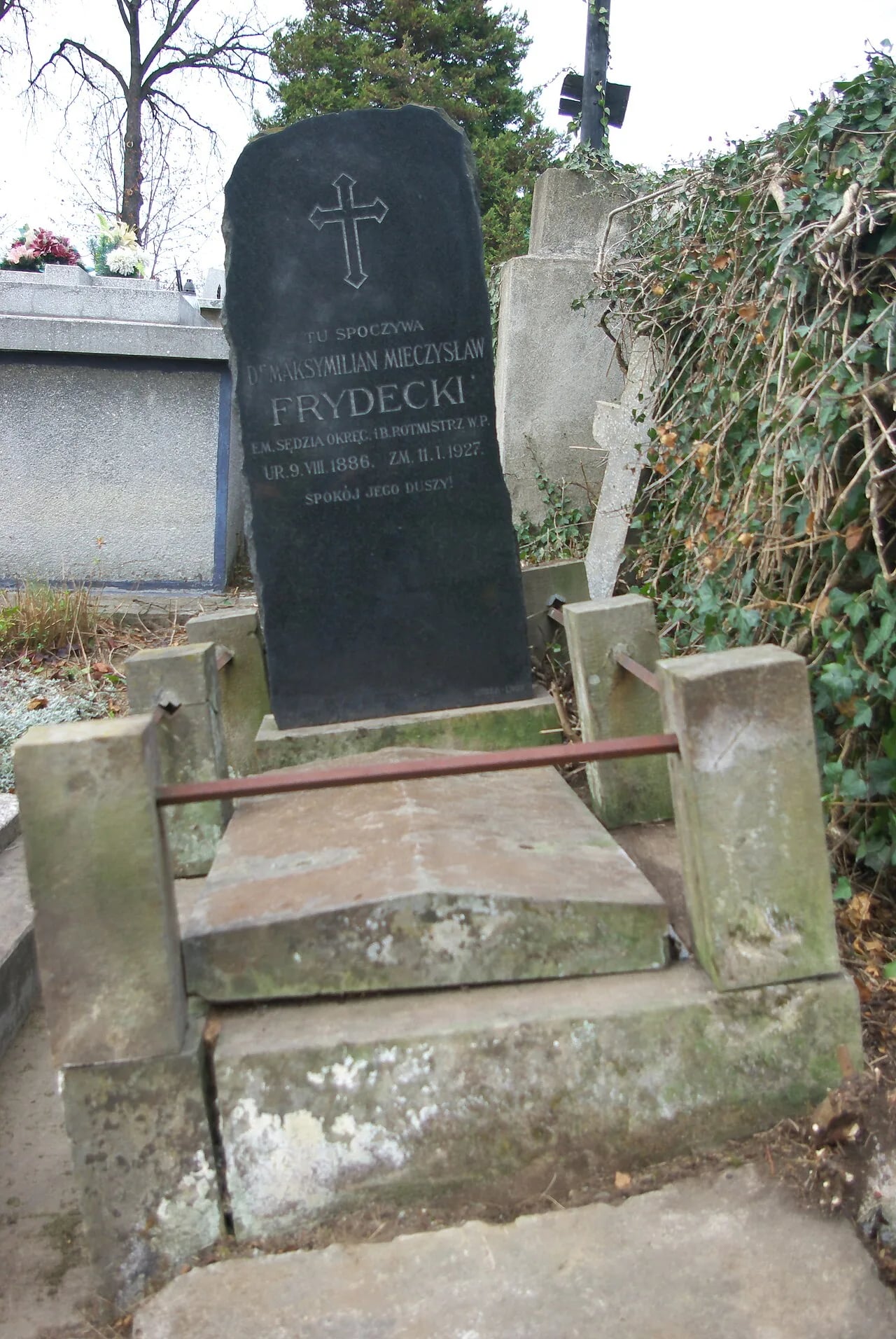 Porträt von Maksymilian Frydecki (1886–1927) – Gedenkseite