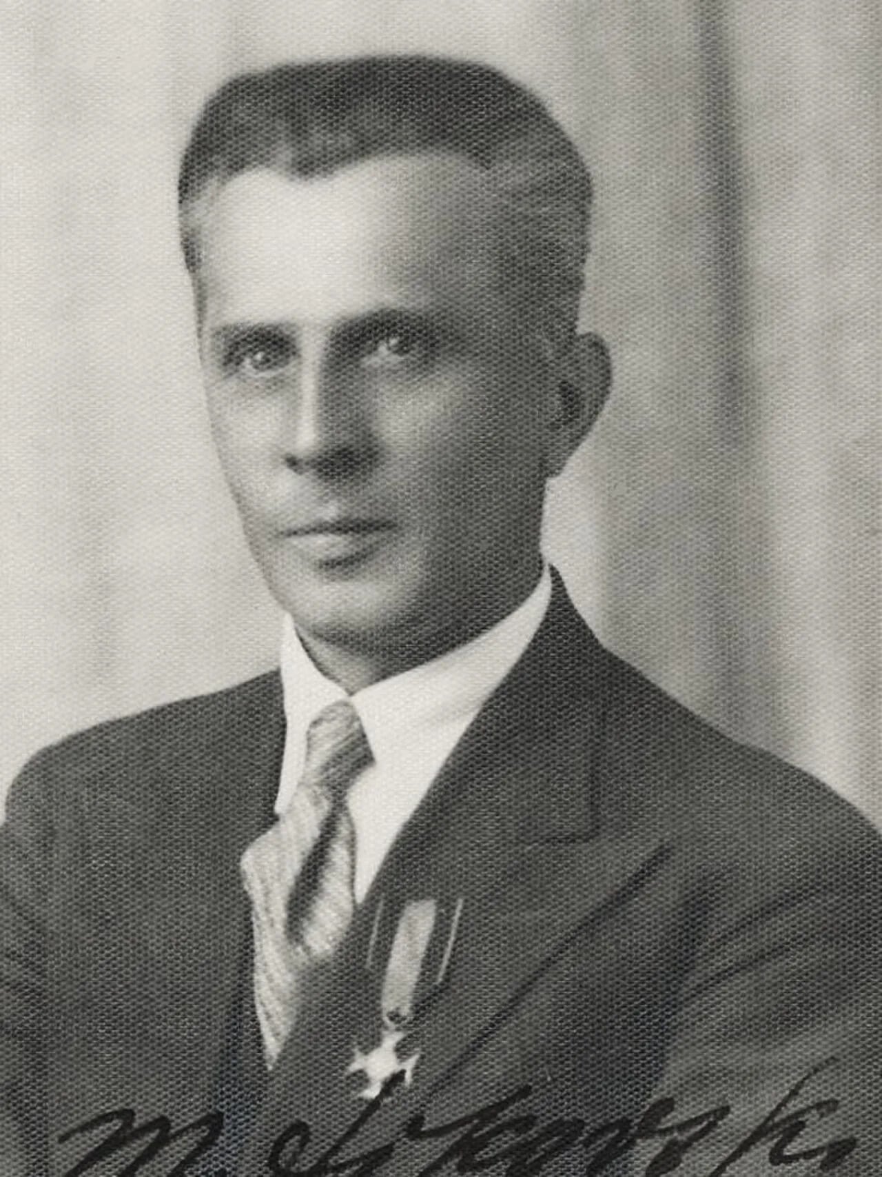 Portrait of Michał Sikorski (1882–1939) – memorial page